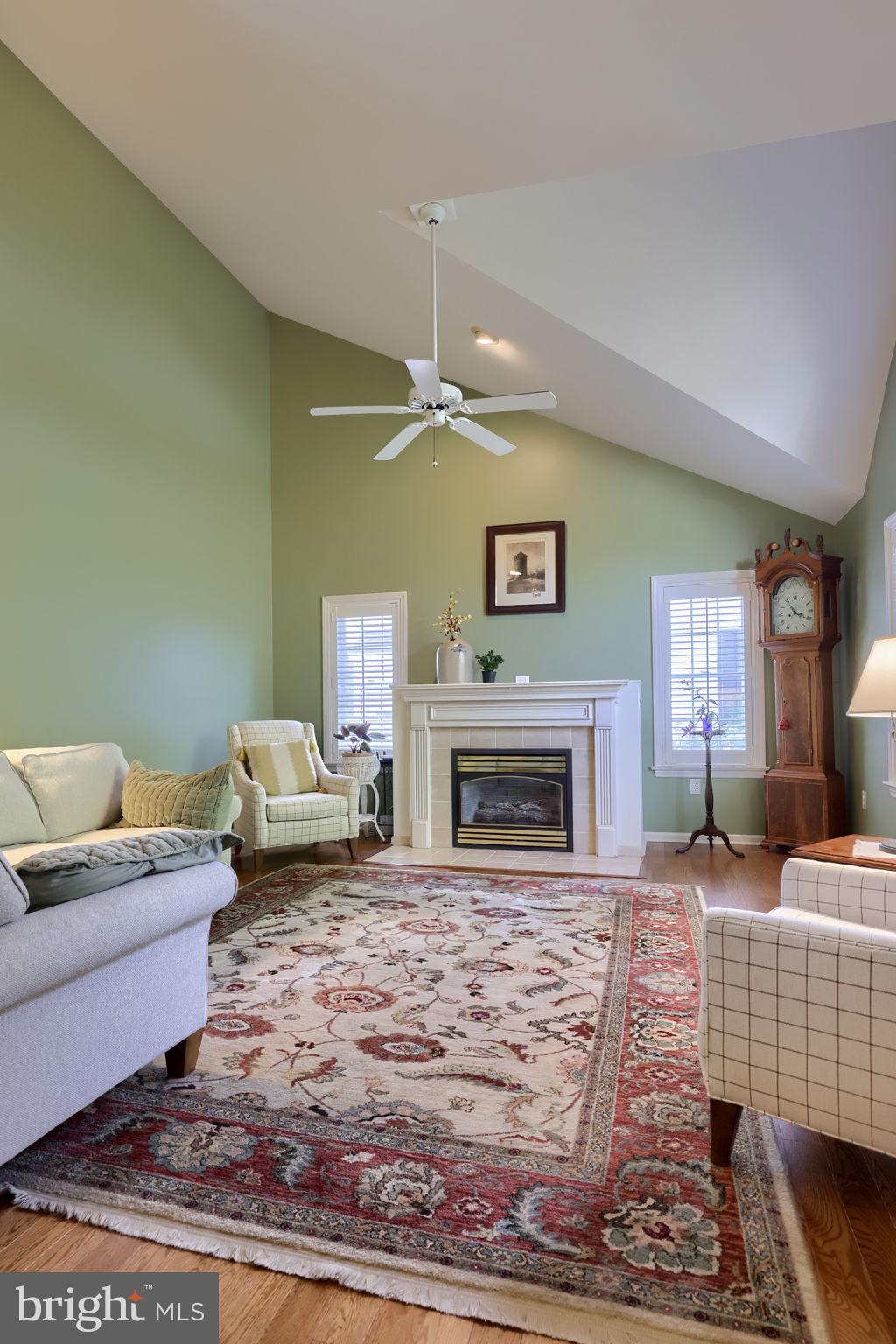 SUNSET GARDENS - Residential