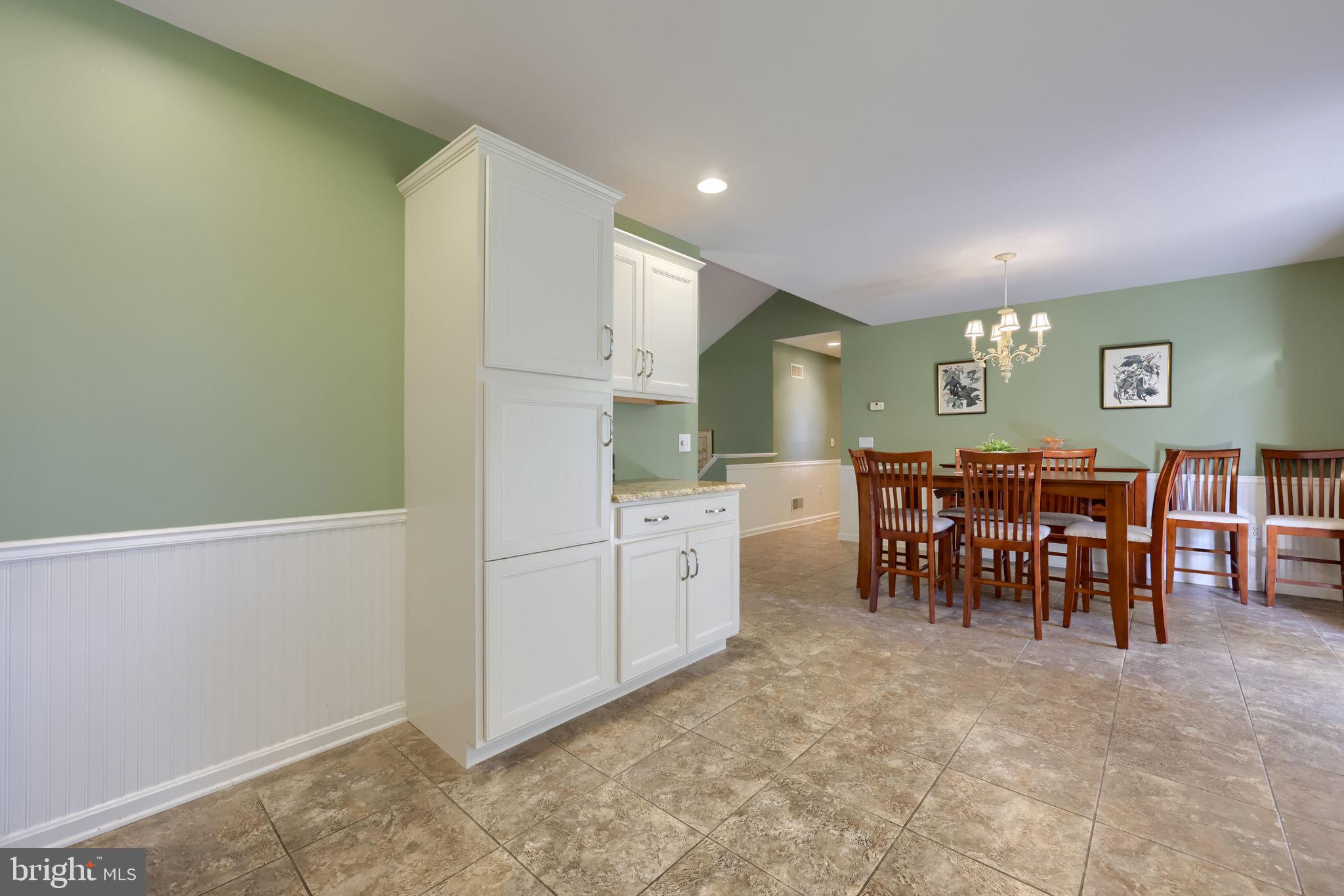SUNSET GARDENS - Residential