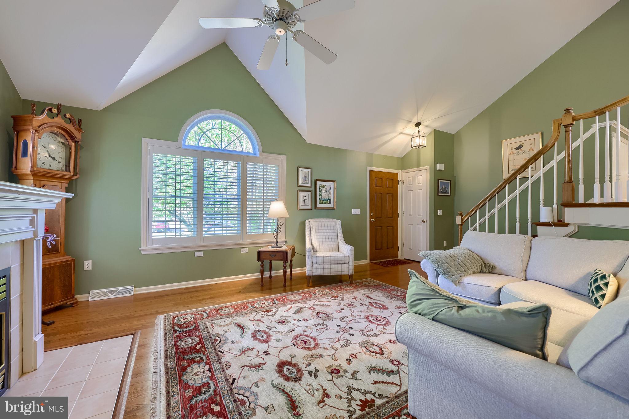 SUNSET GARDENS - Residential