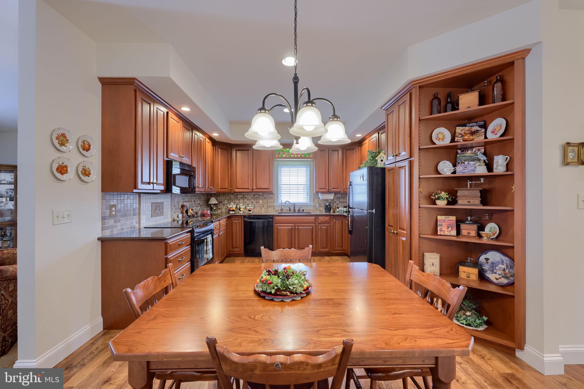 BROOKSHIRE - Residential