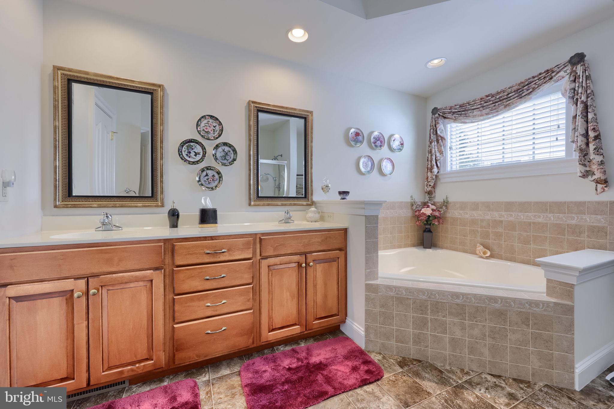 BROOKSHIRE - Residential