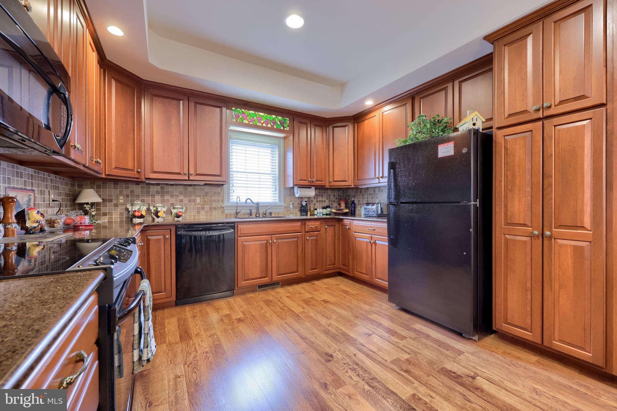 BROOKSHIRE - Residential