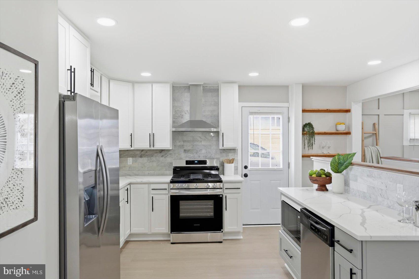 MILFORD RIDGE - Residential