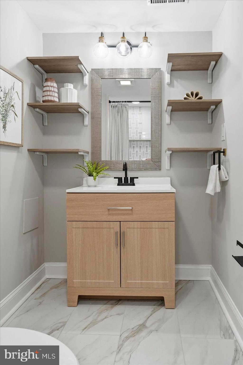 MILFORD RIDGE - Residential