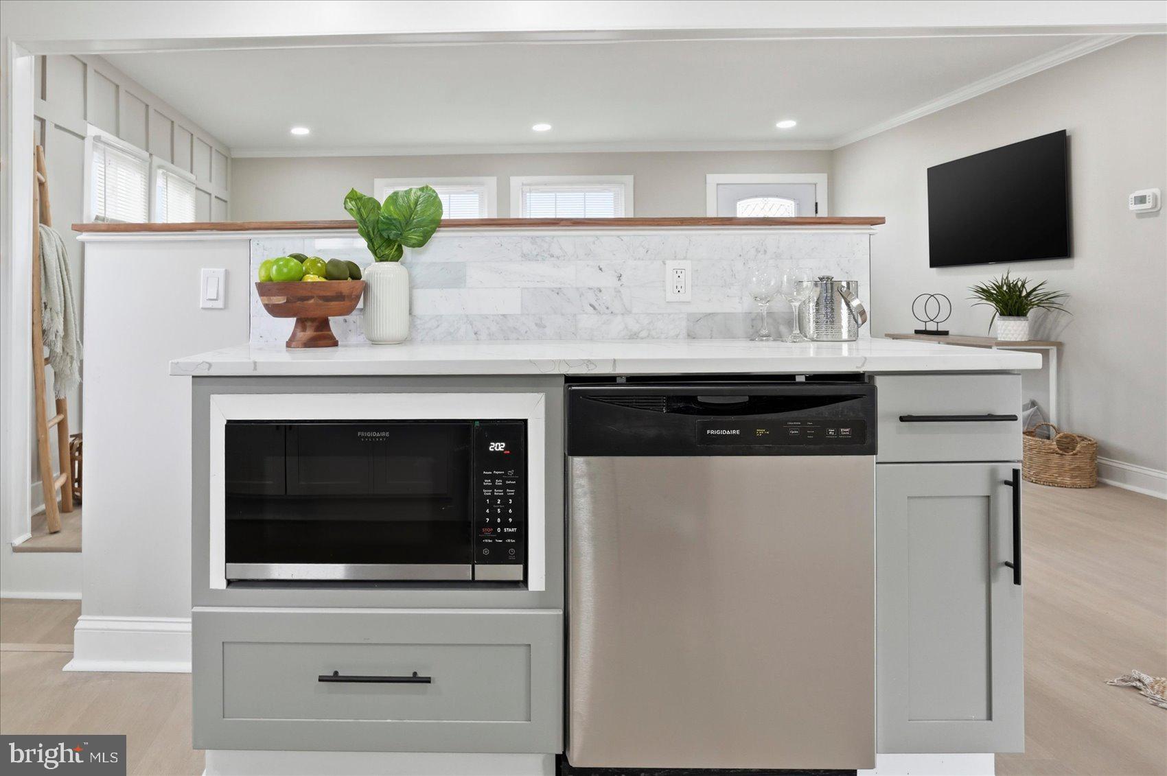 MILFORD RIDGE - Residential