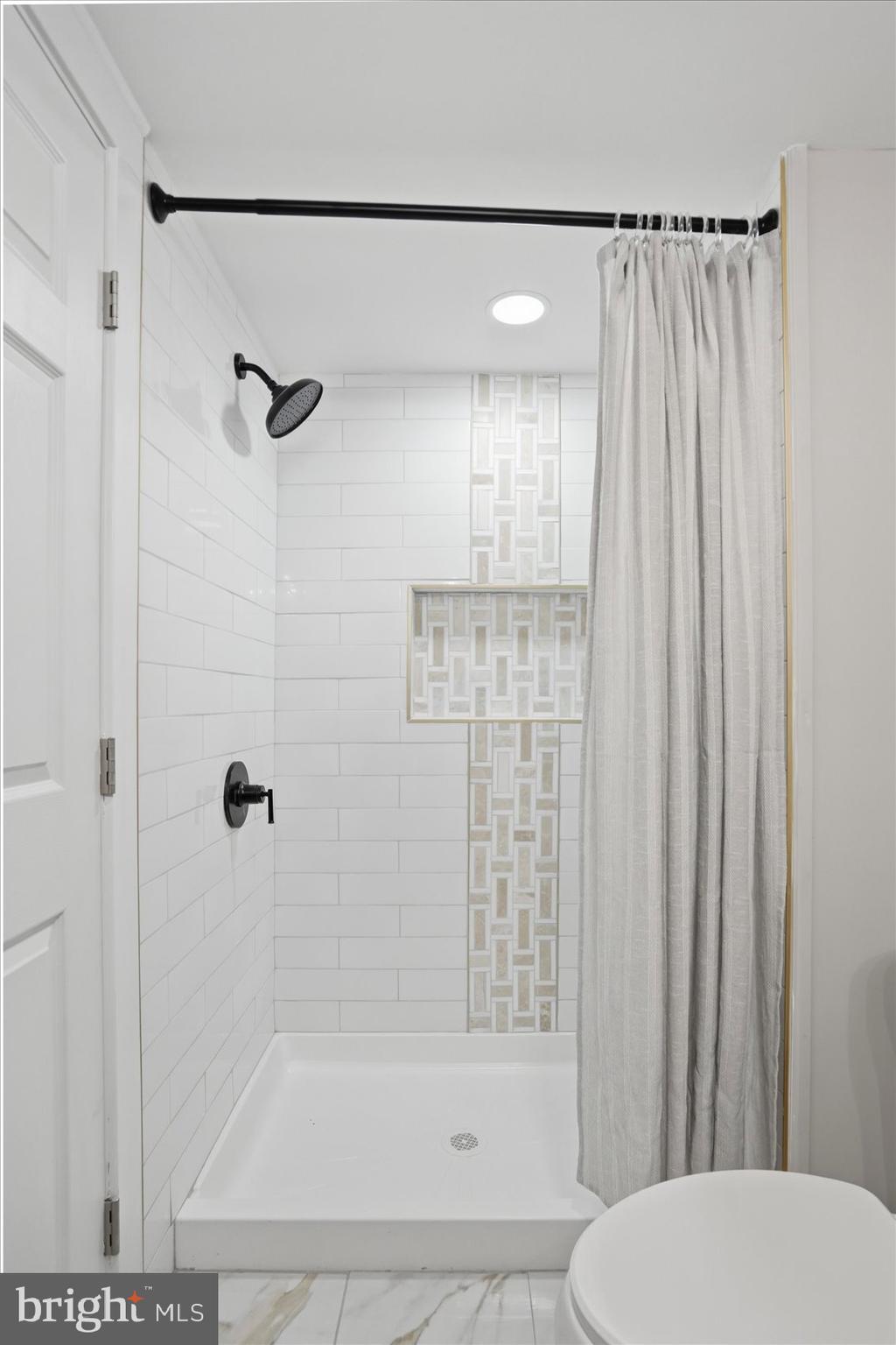 MILFORD RIDGE - Residential