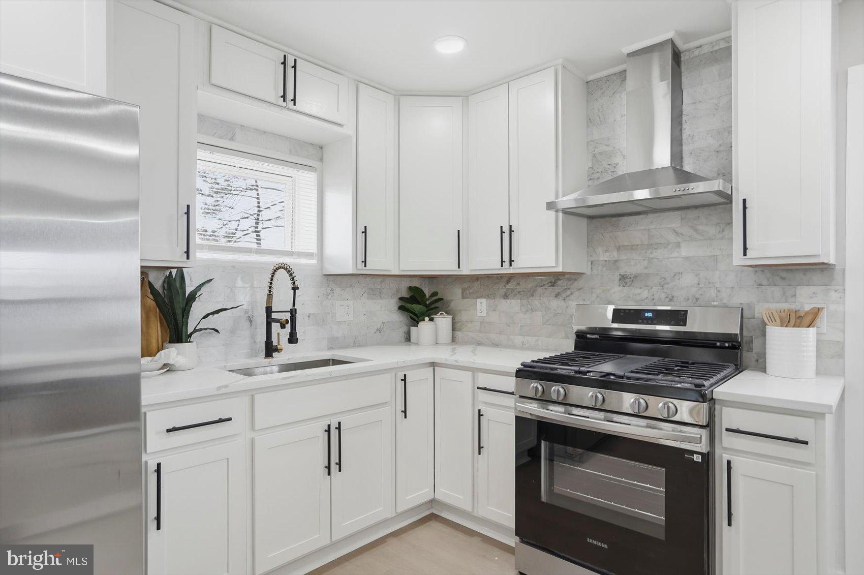 MILFORD RIDGE - Residential