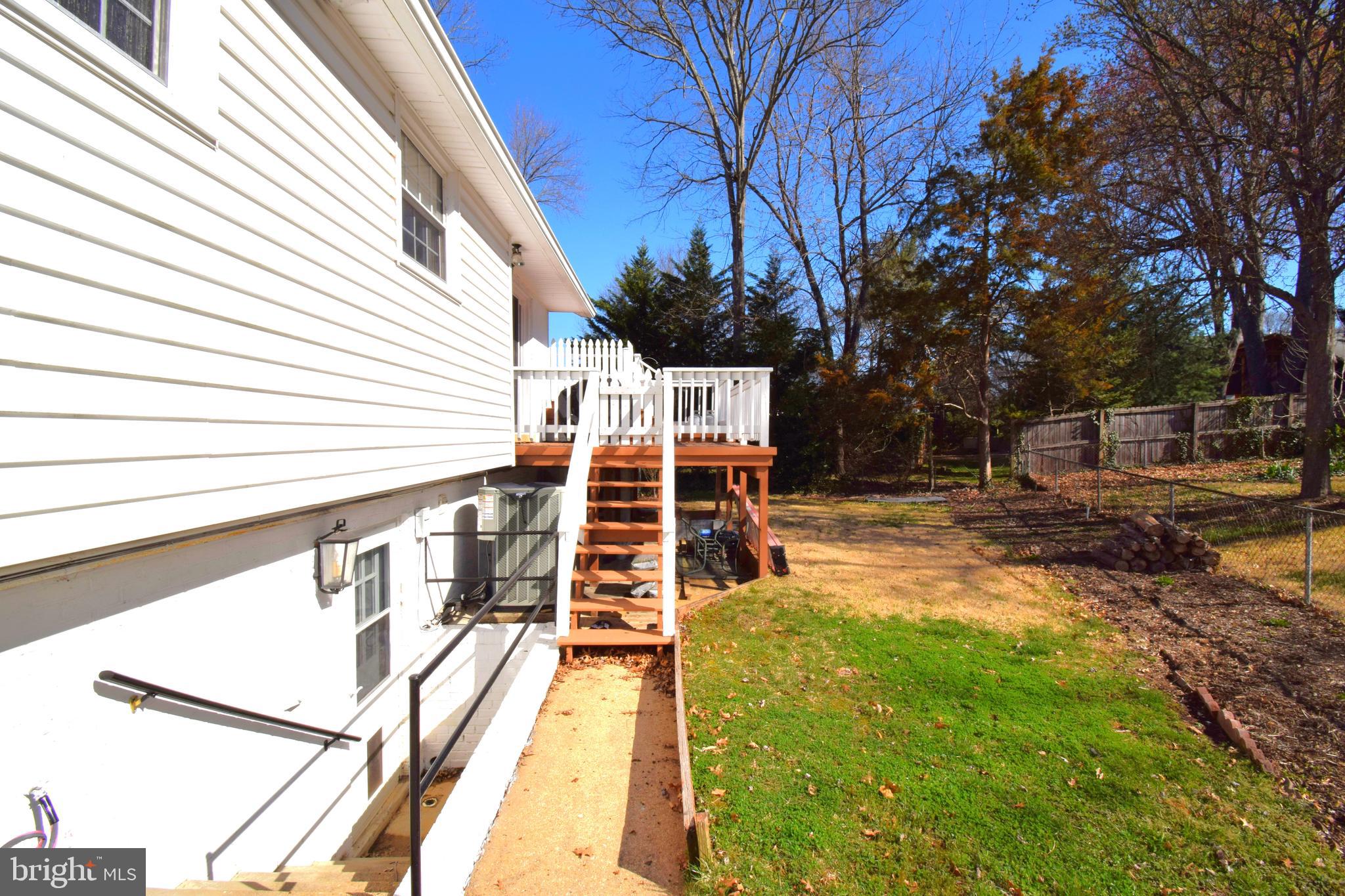 STRATFORD LANDING - Residential Lease