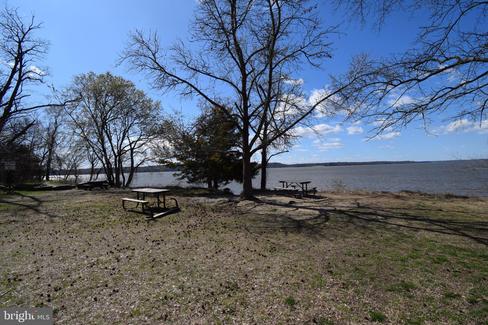 STRATFORD LANDING - Residential Lease