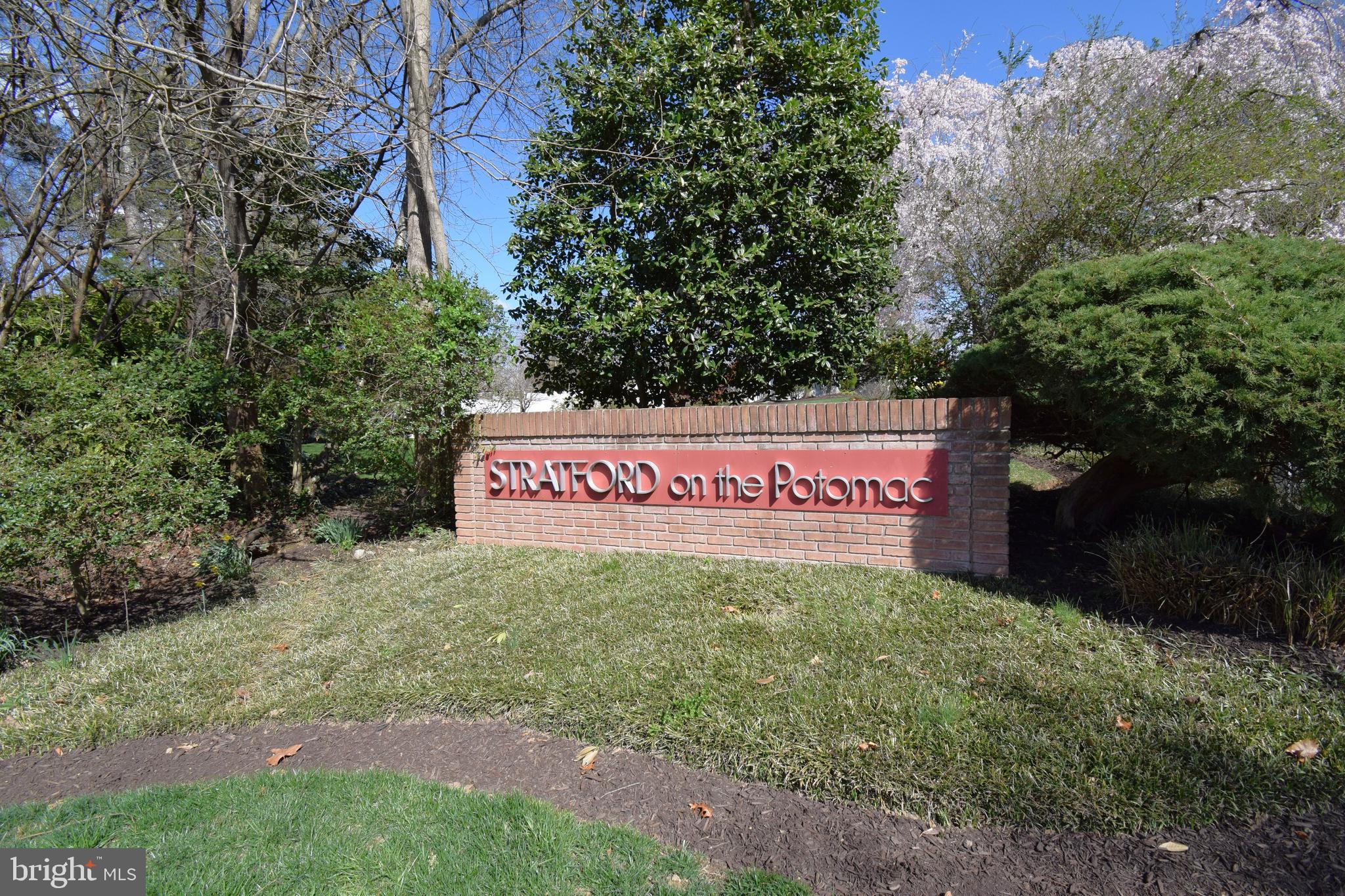 STRATFORD LANDING - Residential Lease