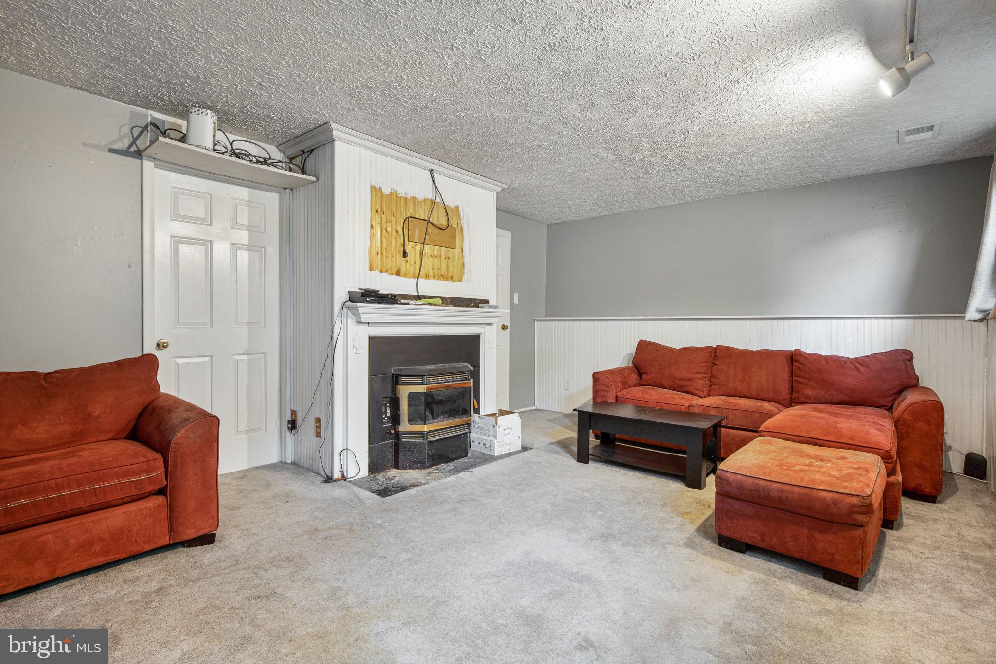 CHESTERFIELD - Residential