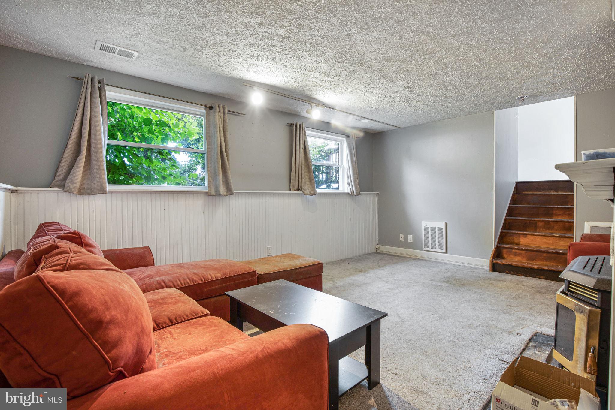 CHESTERFIELD - Residential