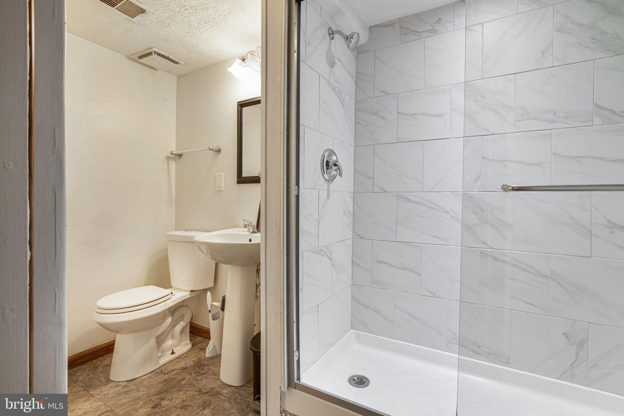 CHESTERFIELD - Residential