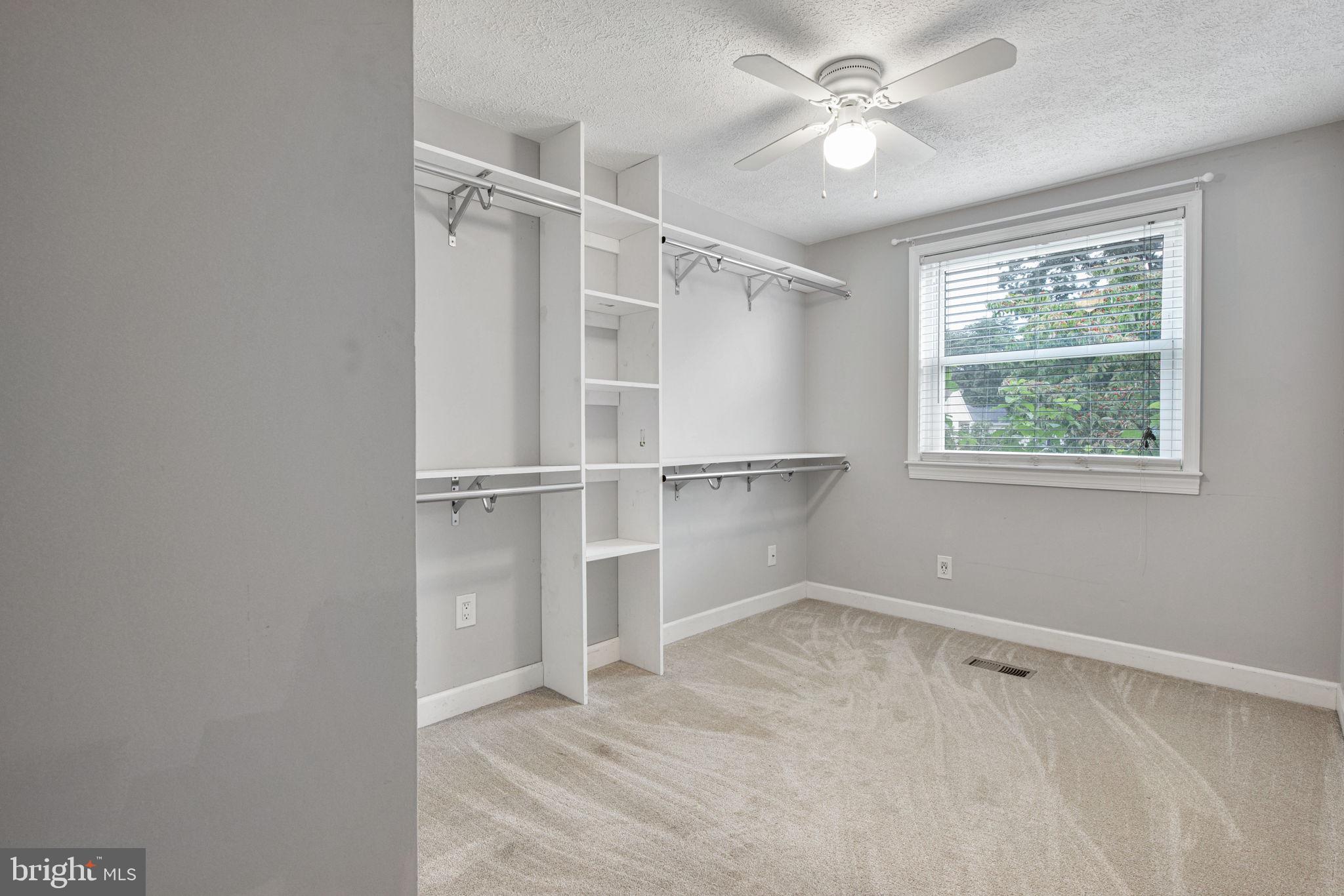 CHESTERFIELD - Residential