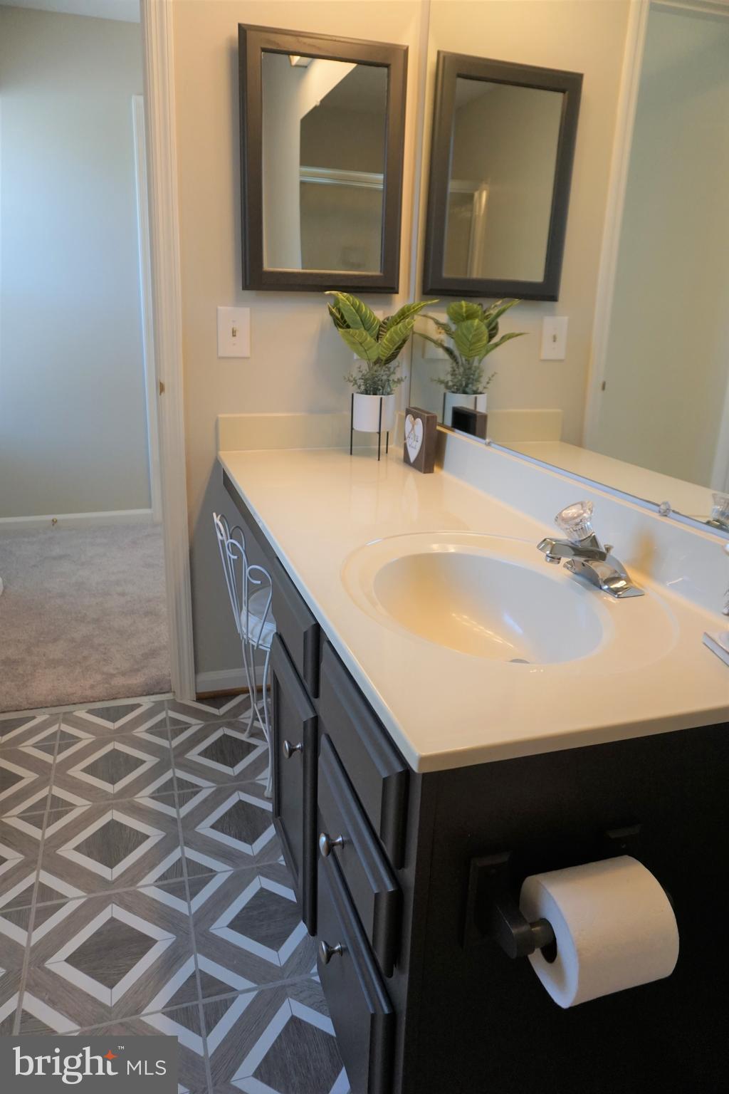 SETTLERS LANDING - Residential