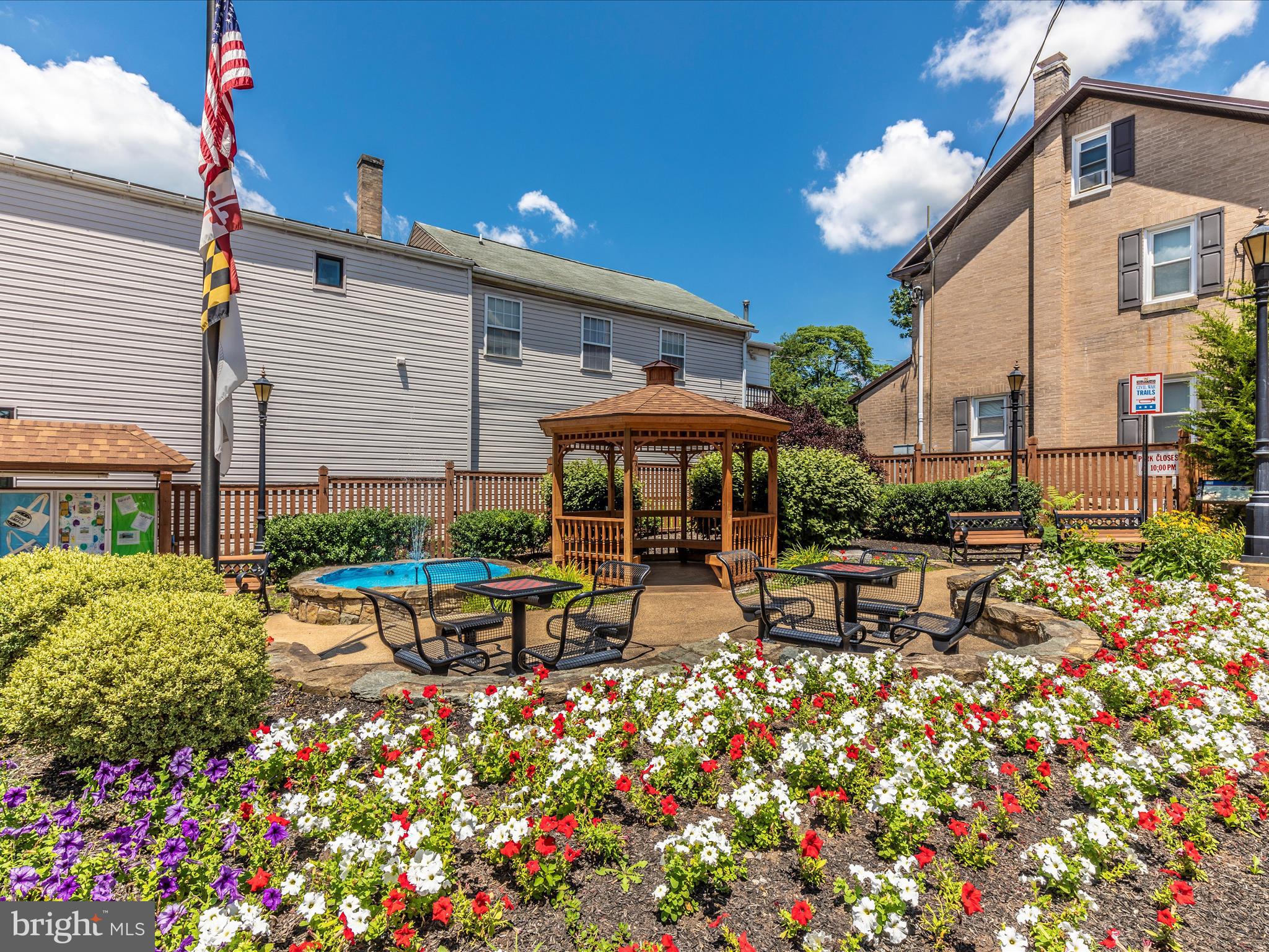 BENNETT ESTATES - Residential