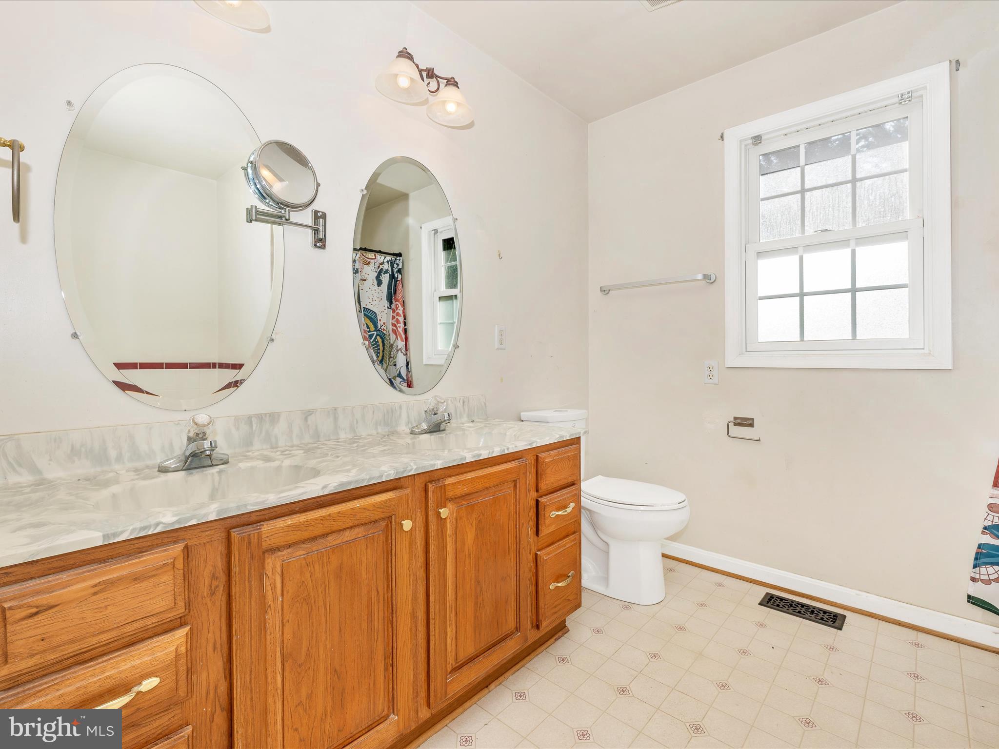 BENNETT ESTATES - Residential