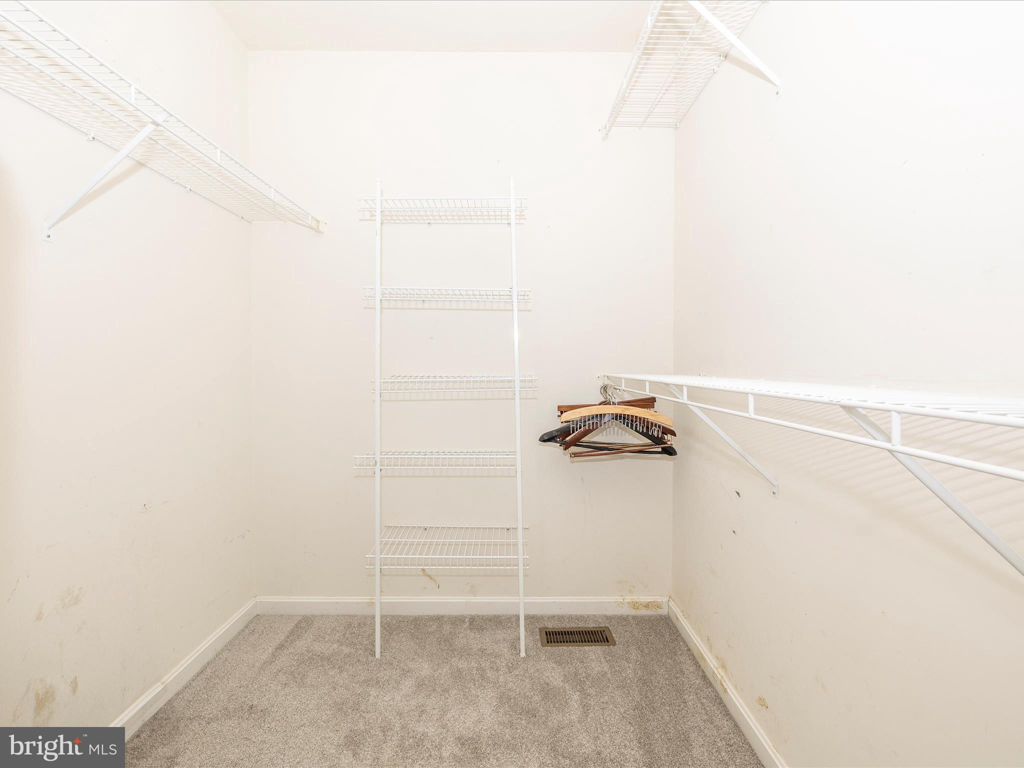 BENNETT ESTATES - Residential