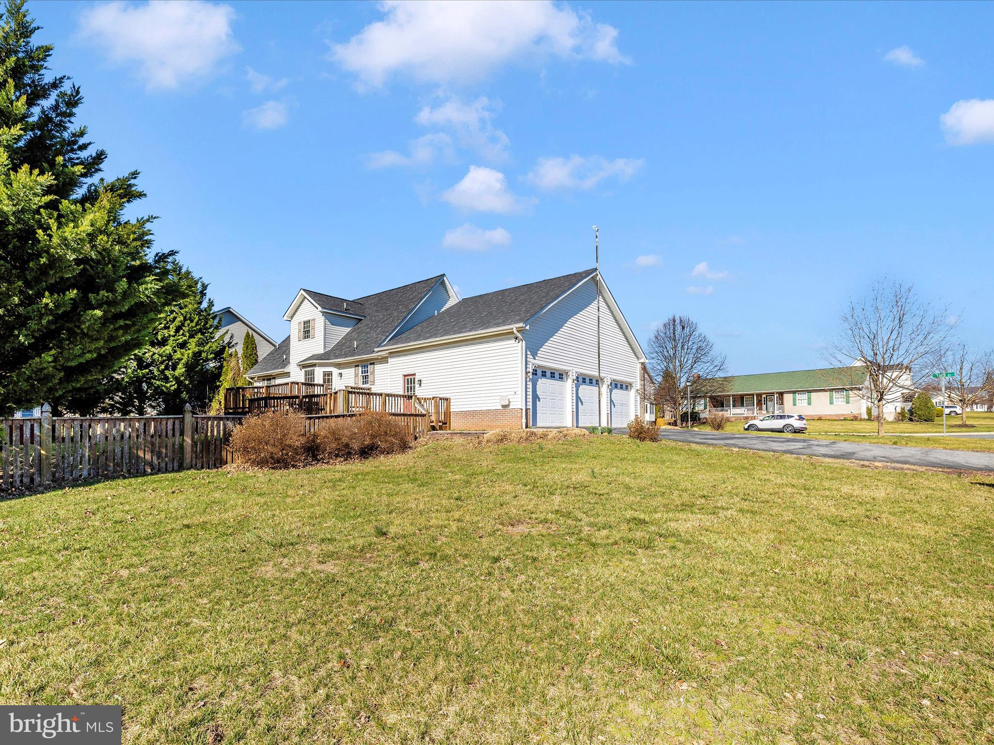 BENNETT ESTATES - Residential