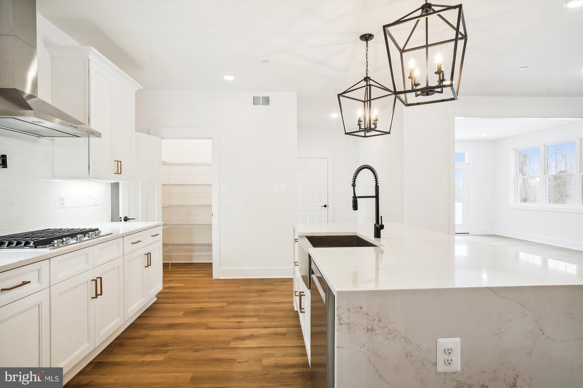 SENECA RIDGE - Residential