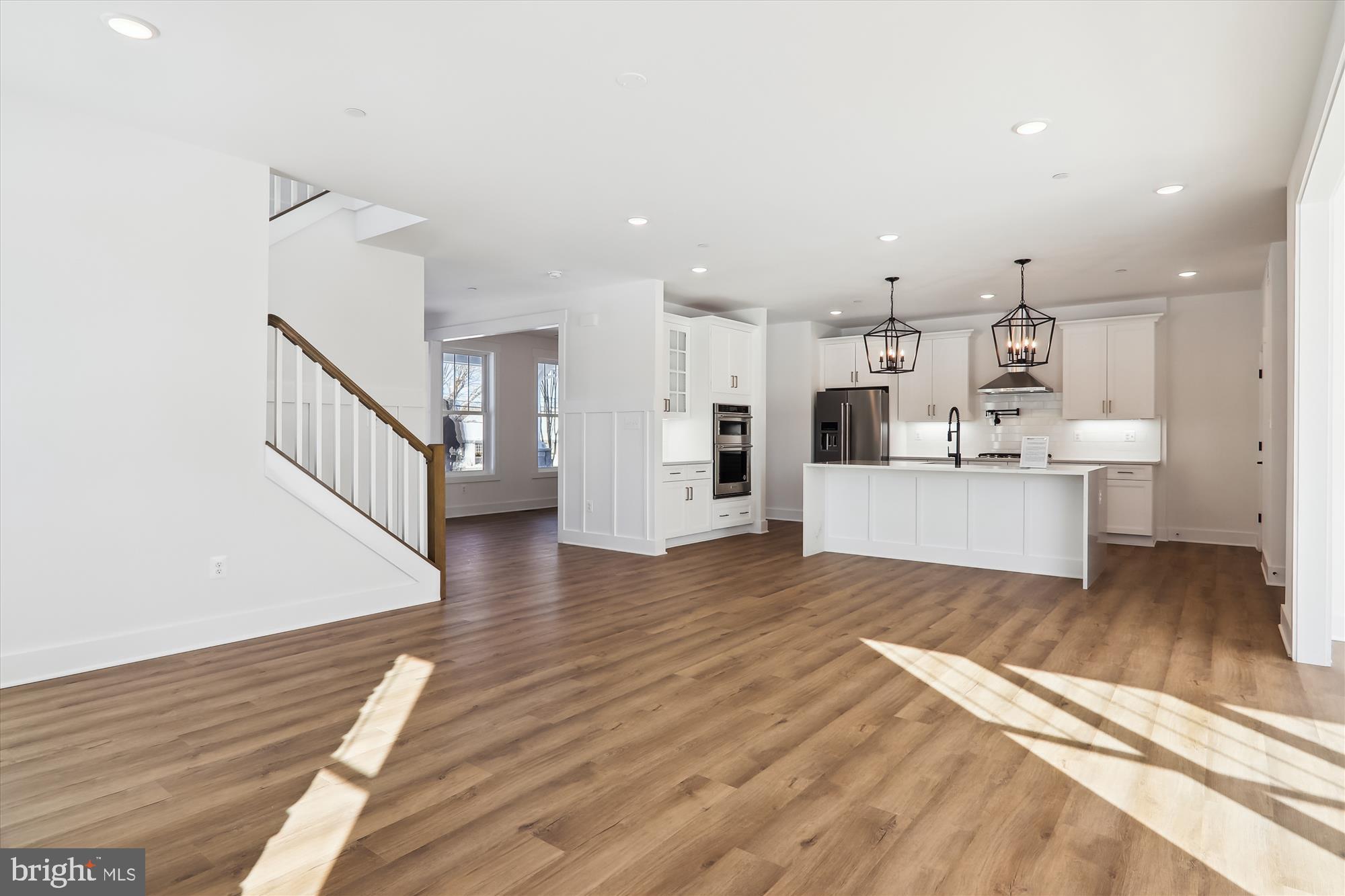 SENECA RIDGE - Residential