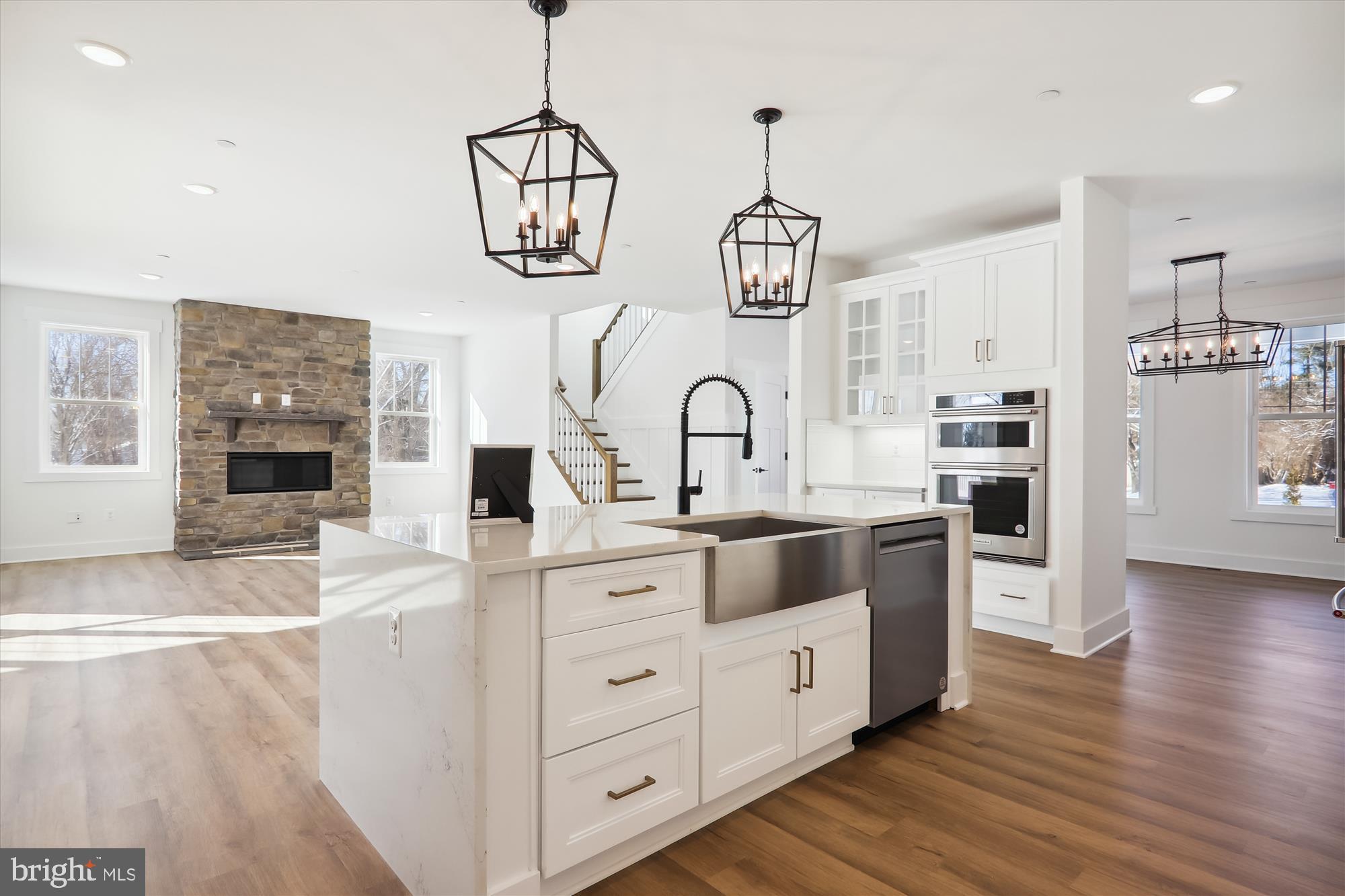 SENECA RIDGE - Residential