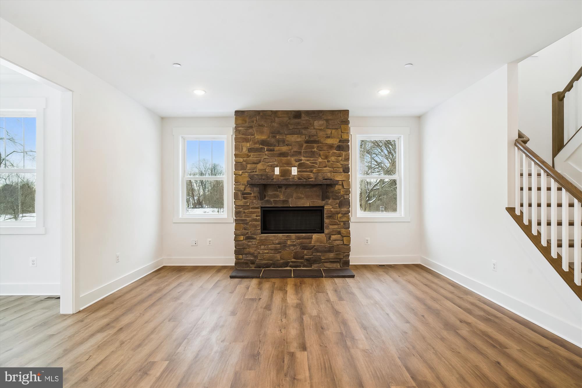 SENECA RIDGE - Residential