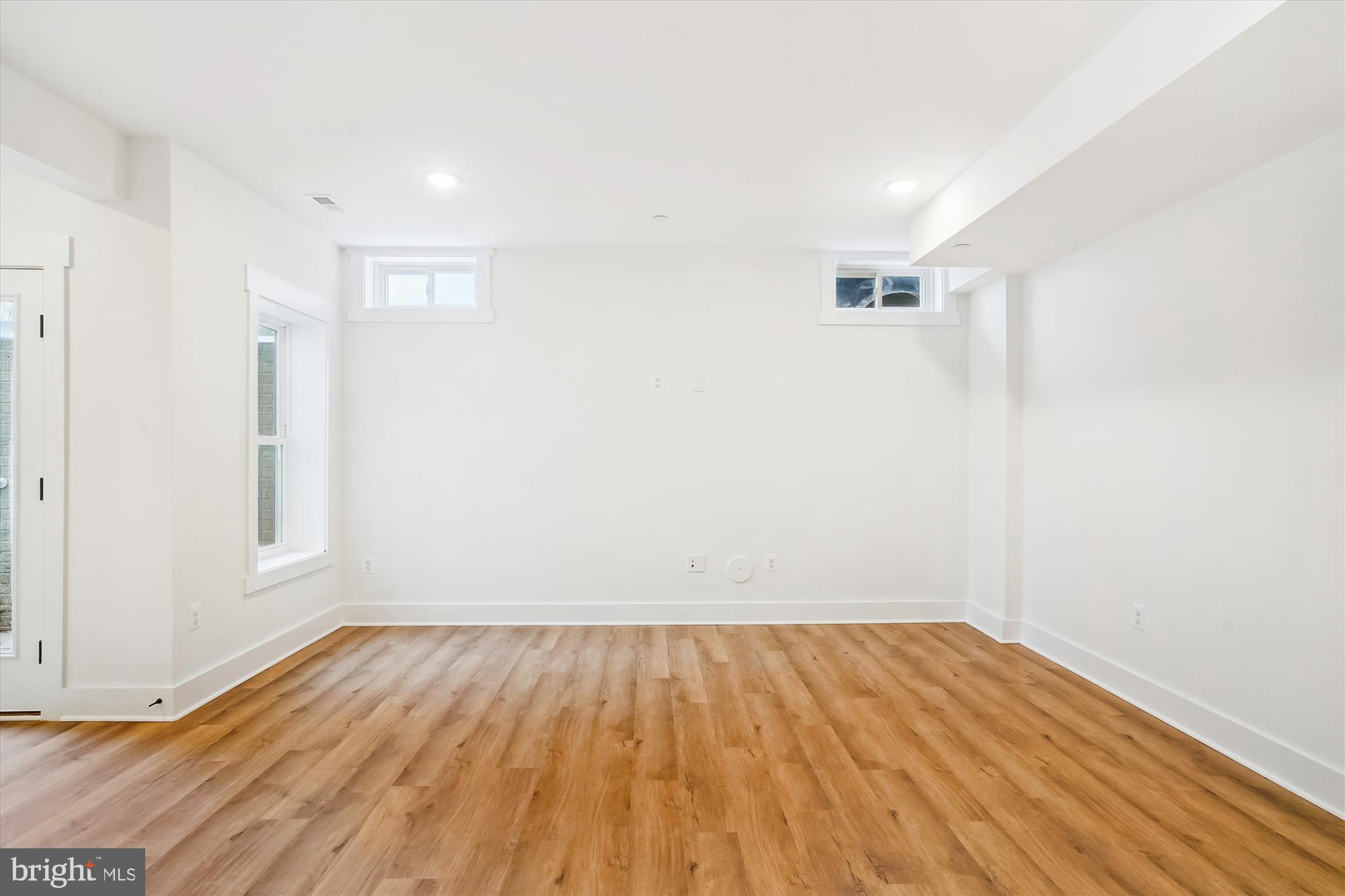 SENECA RIDGE - Residential