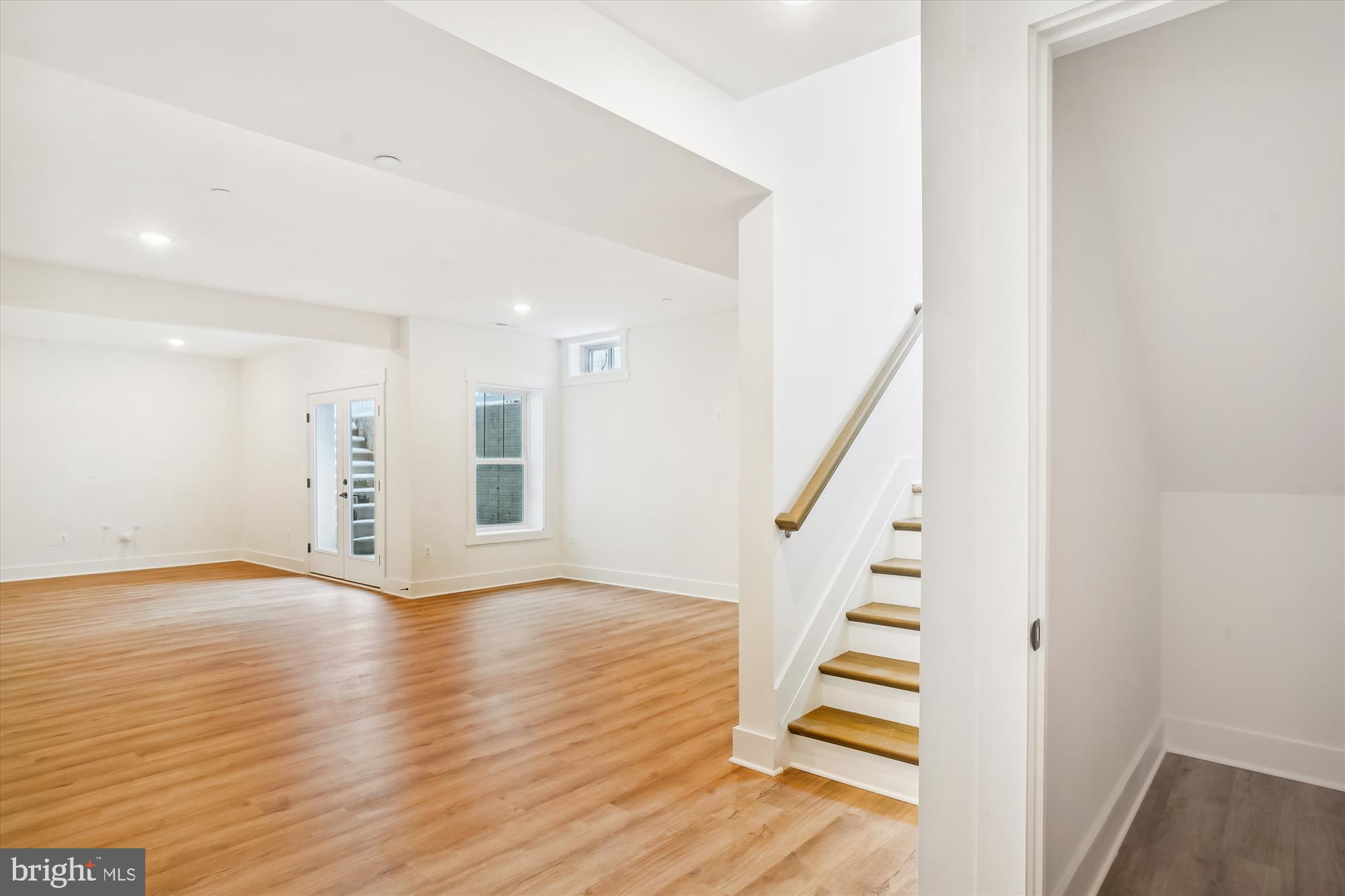 SENECA RIDGE - Residential