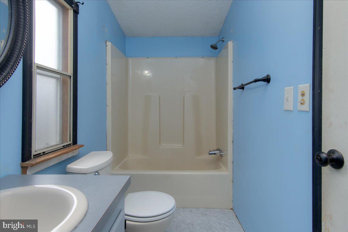 HIGHLAND MANOR - Residential