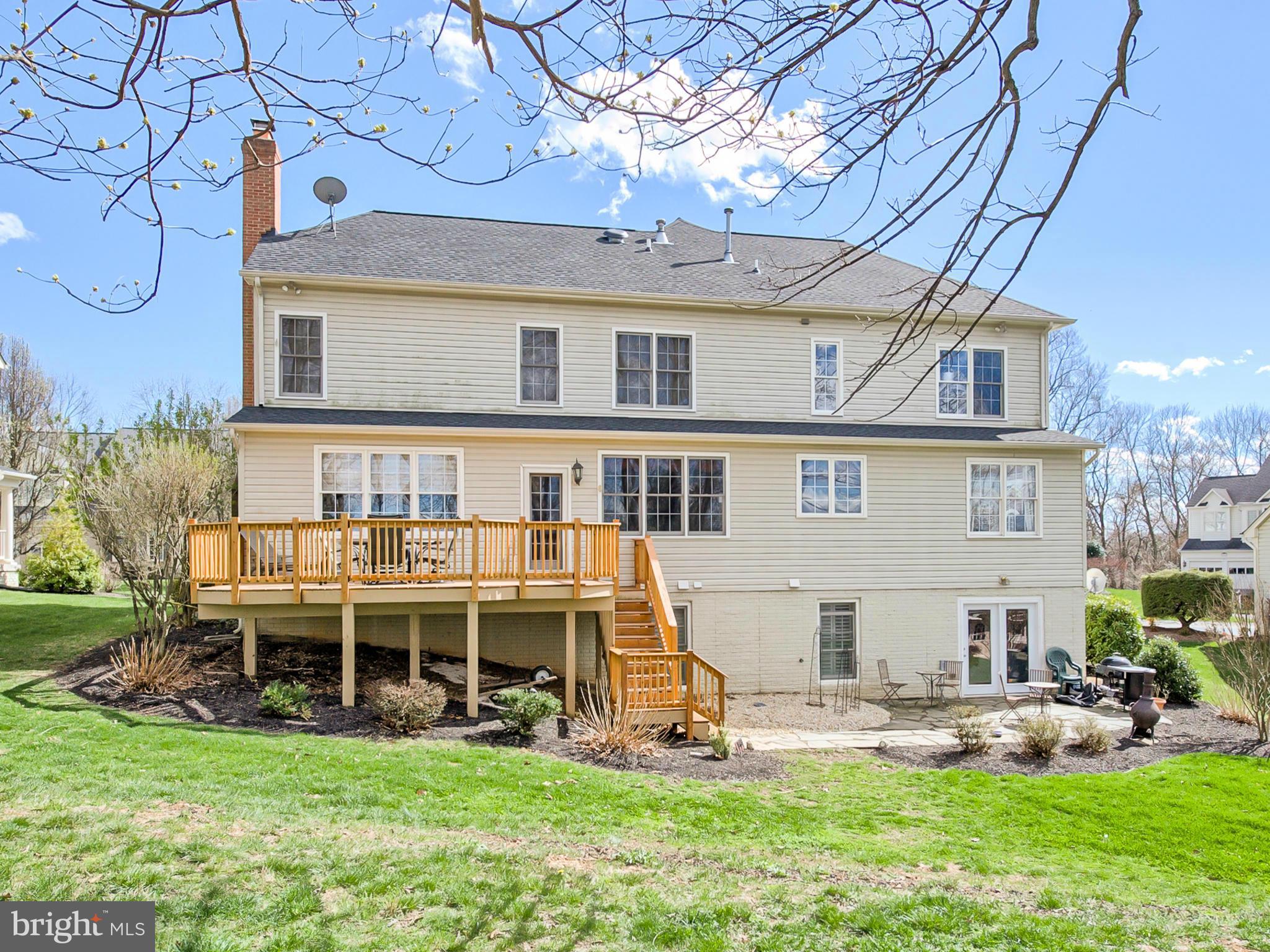 WINDSOR KNOLLS - Residential