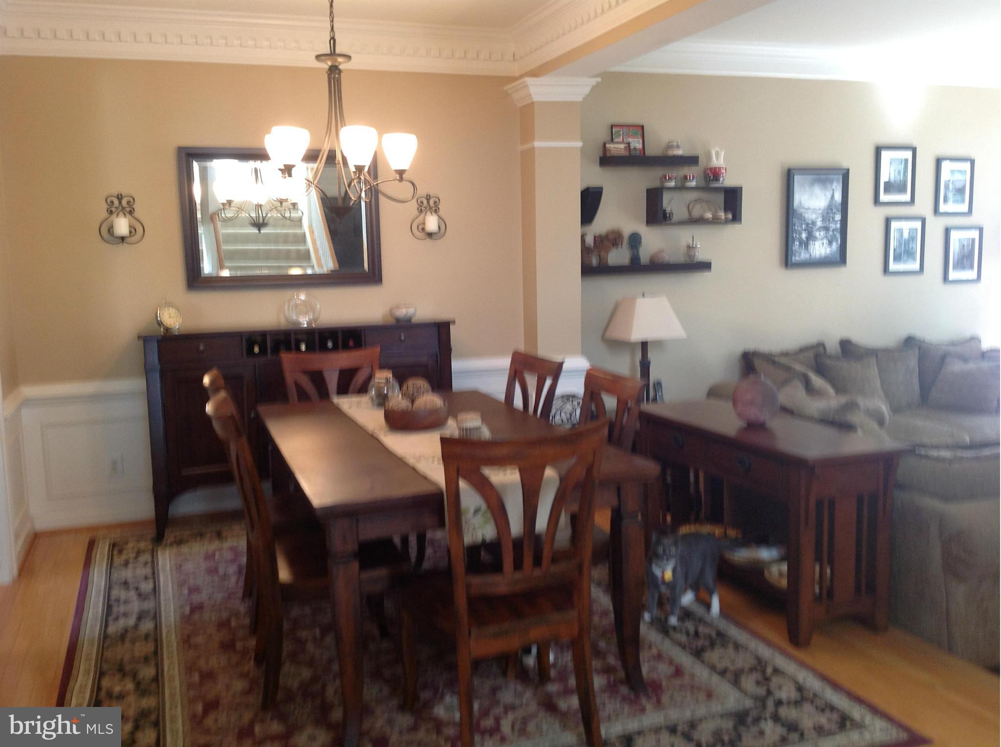 COUNTRY CREEK - Residential Lease