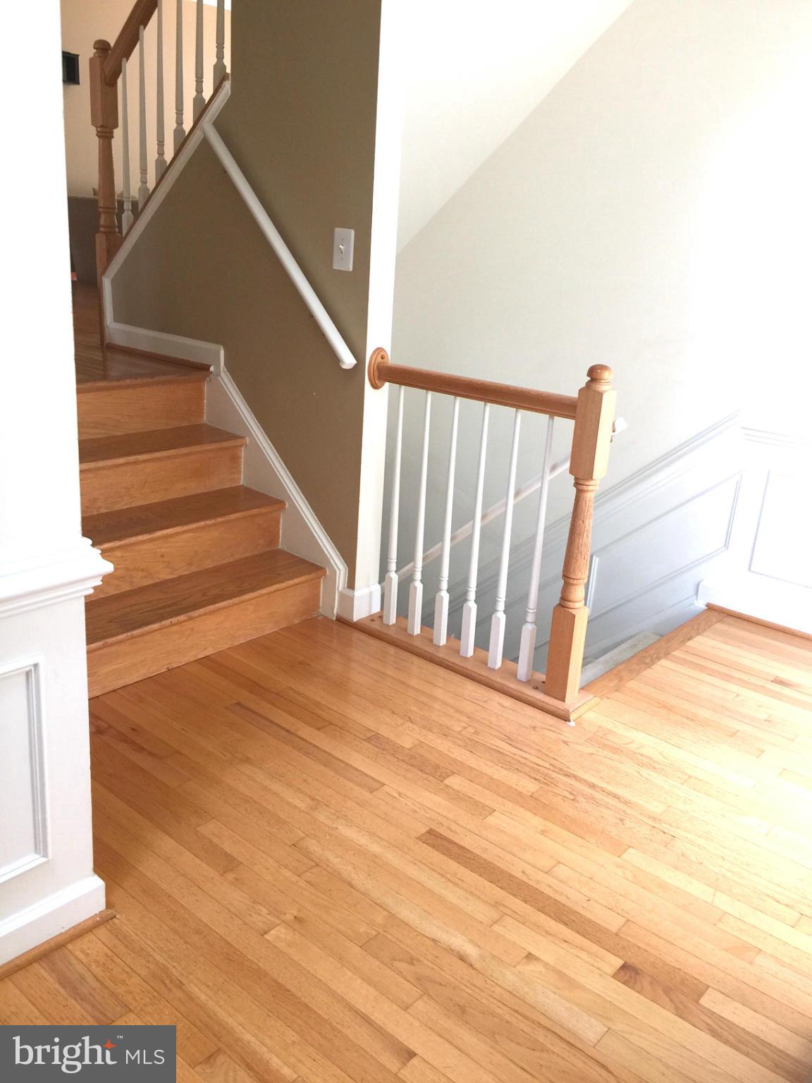 COUNTRY CREEK - Residential Lease