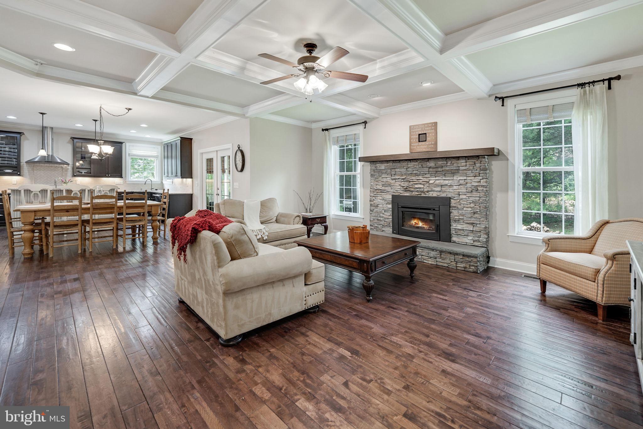 WOODLAND ESTATES - Residential