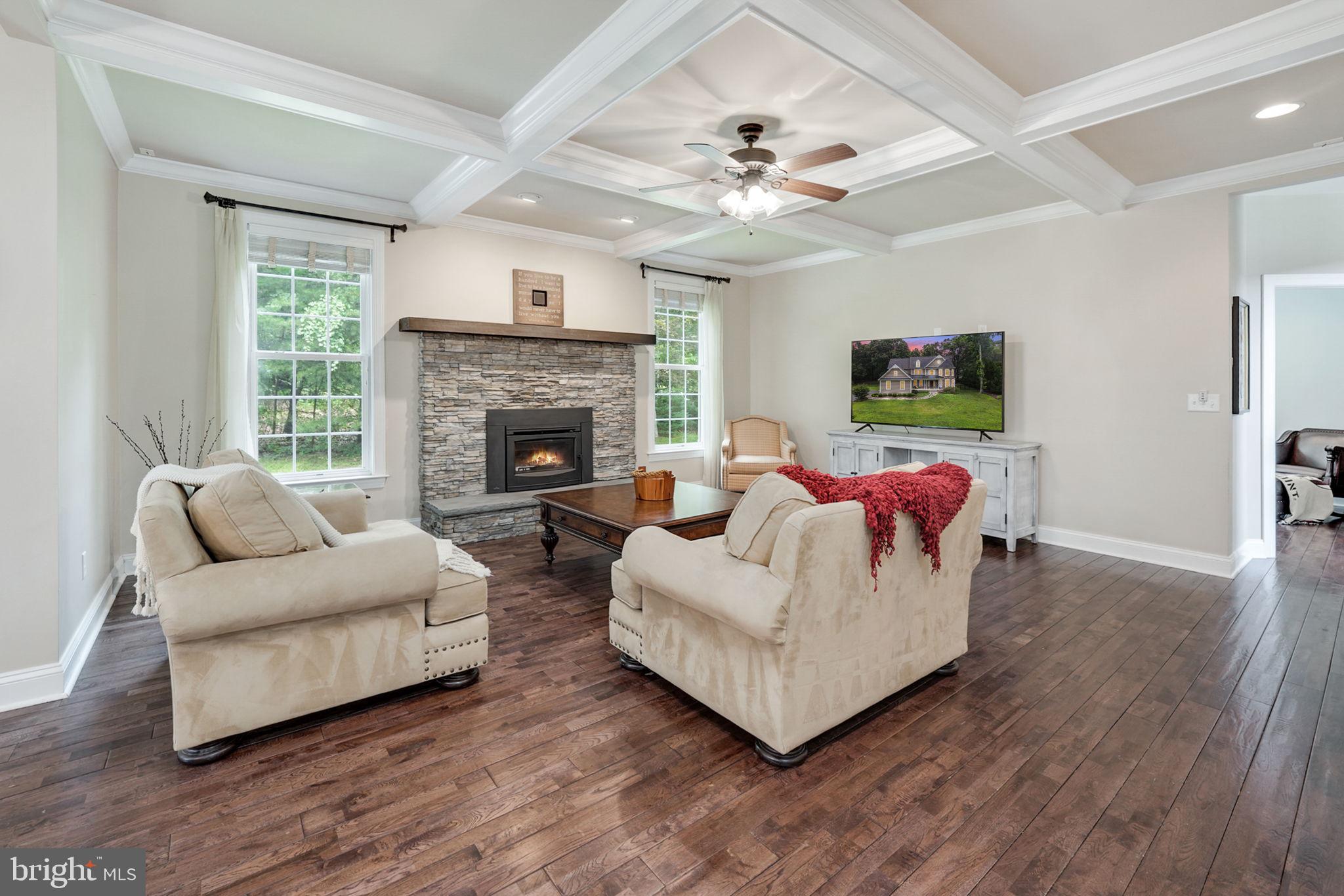 WOODLAND ESTATES - Residential