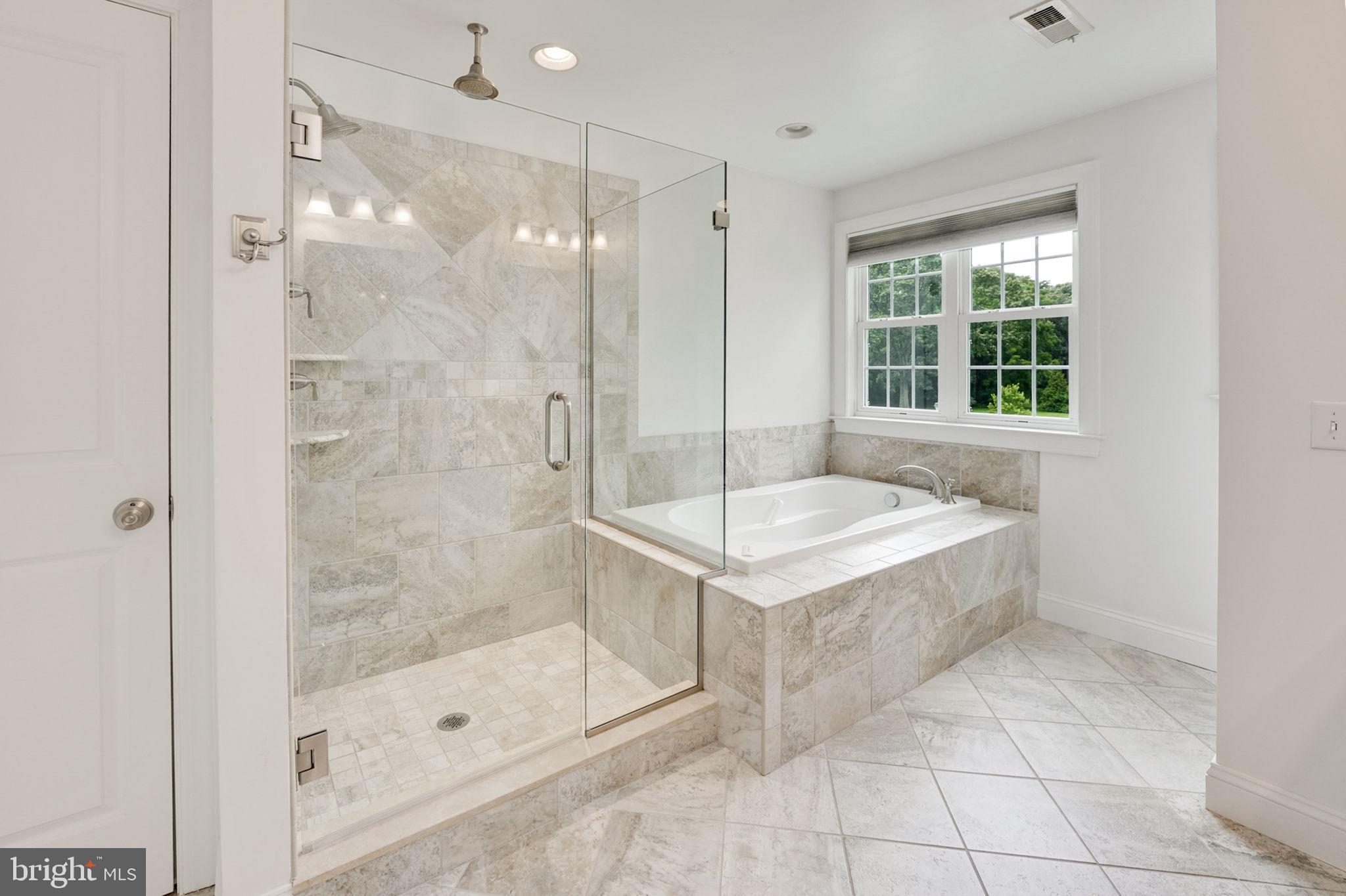 WOODLAND ESTATES - Residential