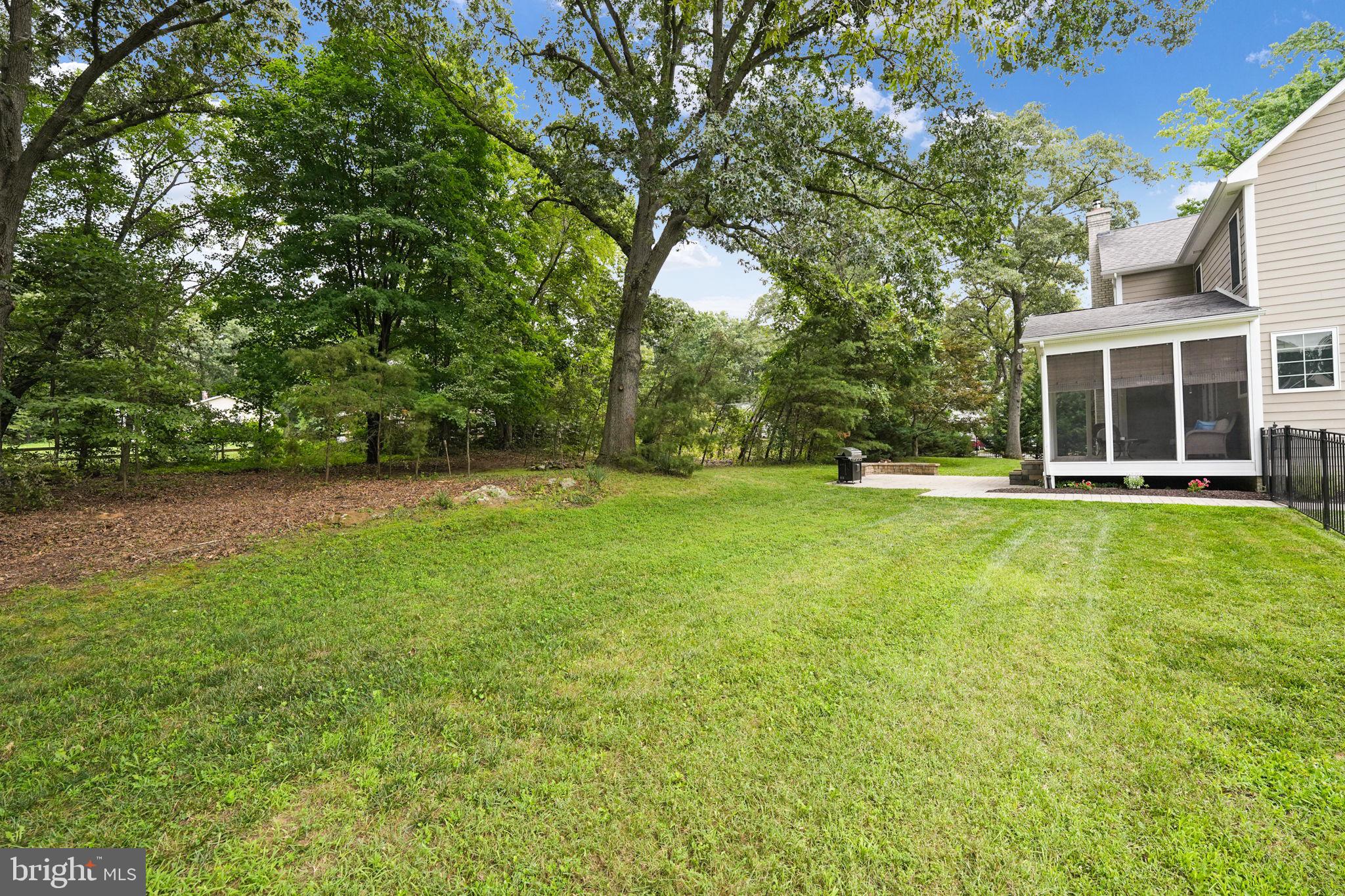 WOODLAND ESTATES - Residential