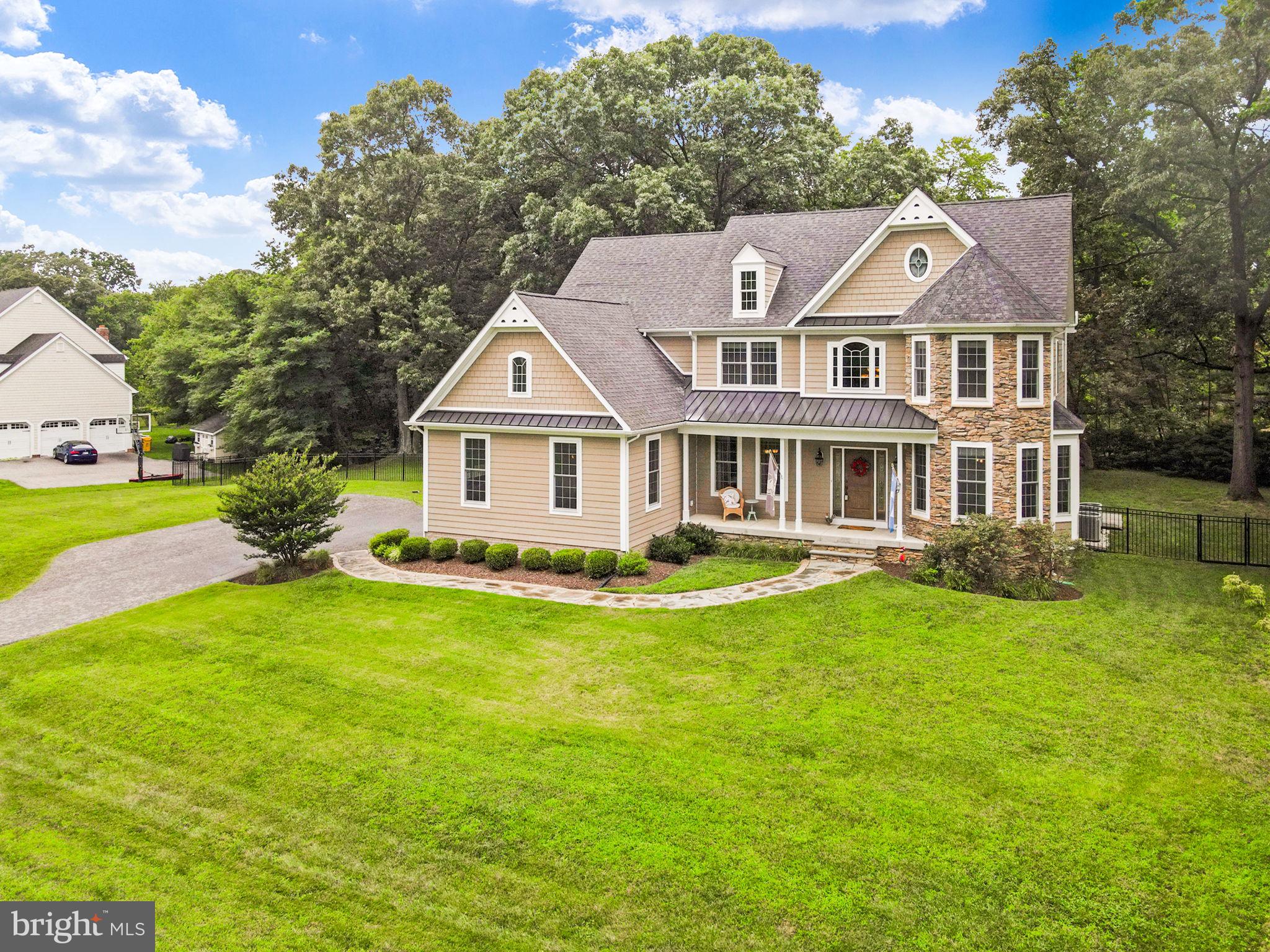 WOODLAND ESTATES - Residential