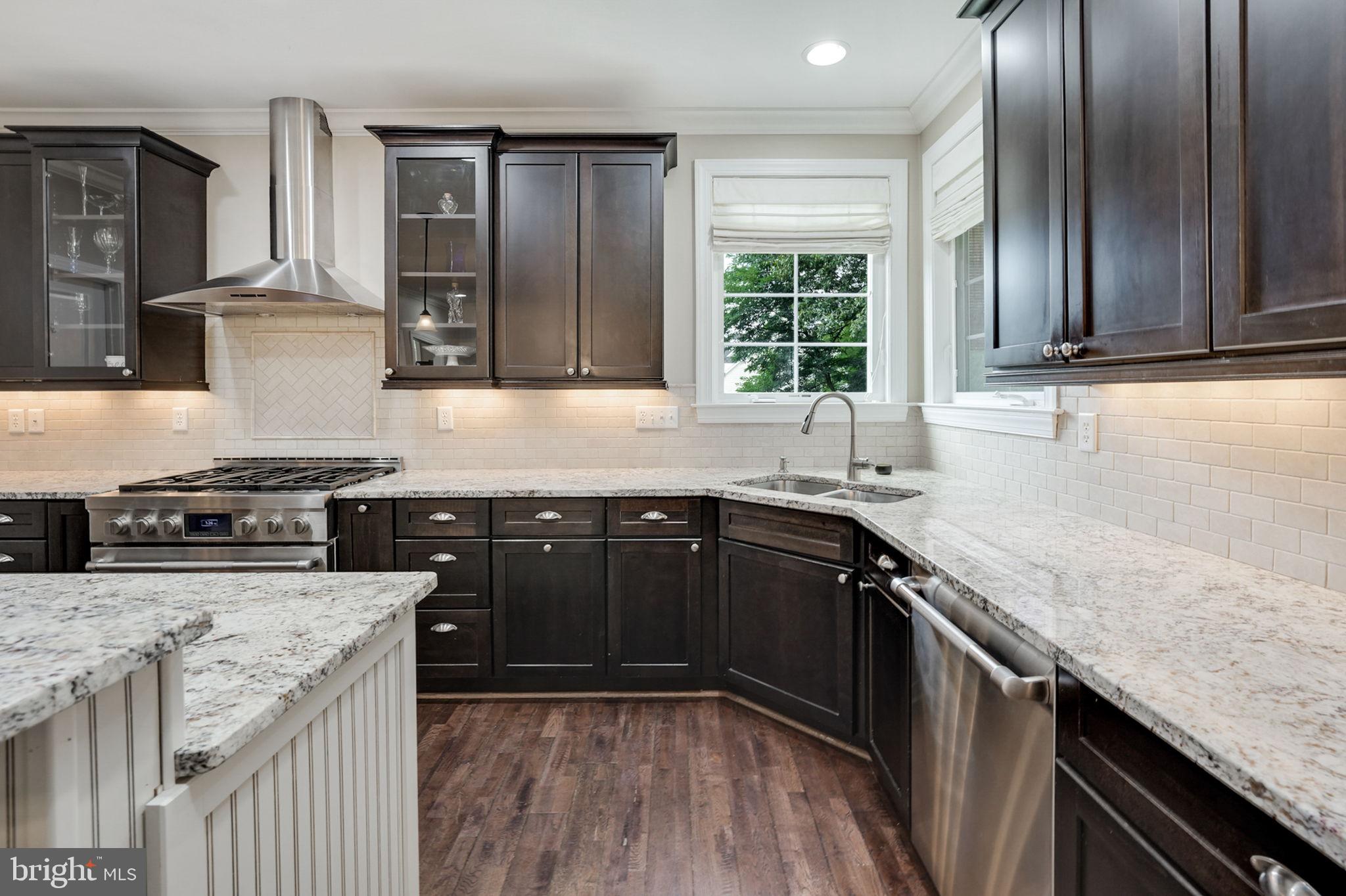 WOODLAND ESTATES - Residential