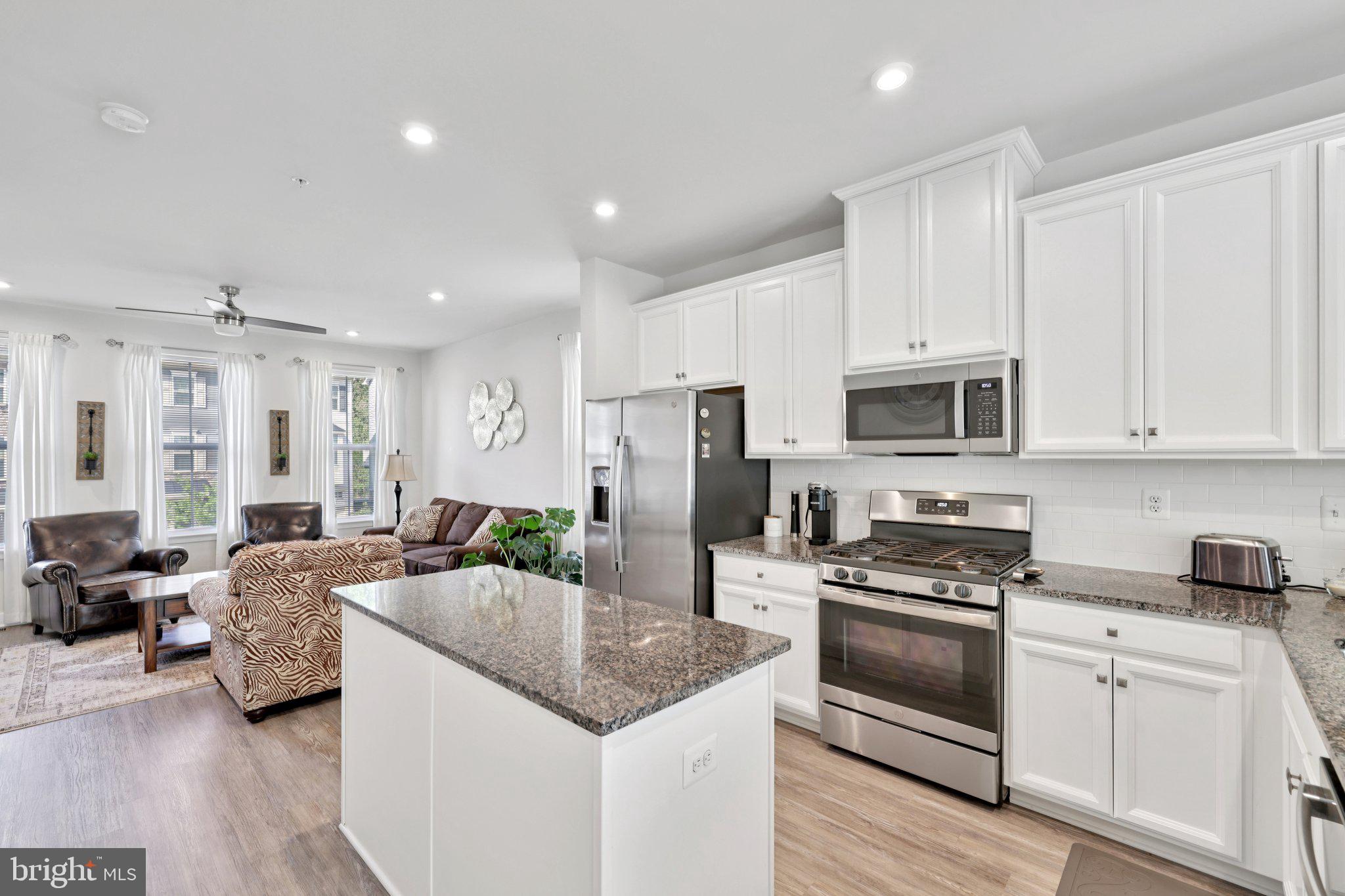 CEDAR HILL - Residential