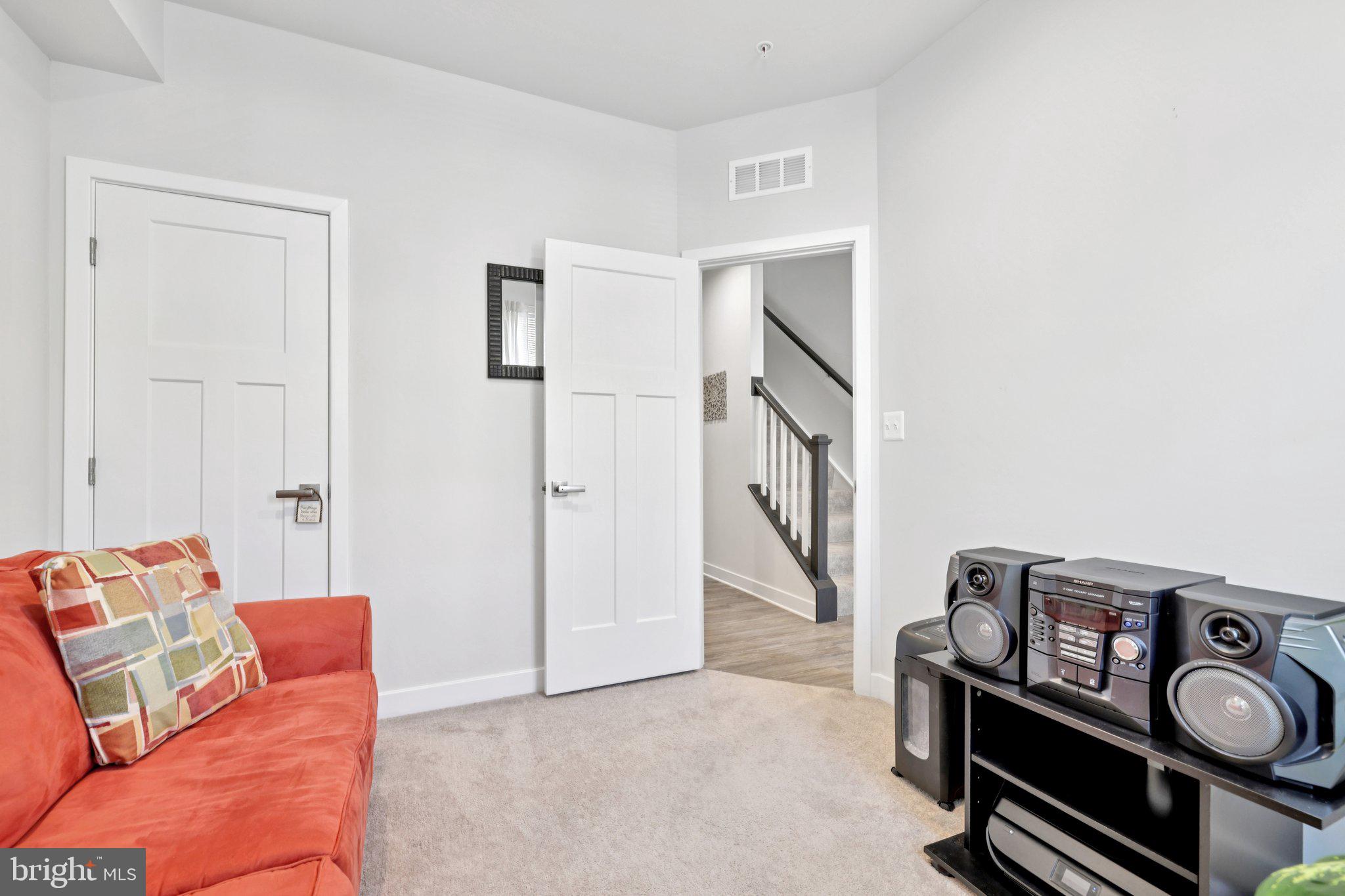 CEDAR HILL - Residential