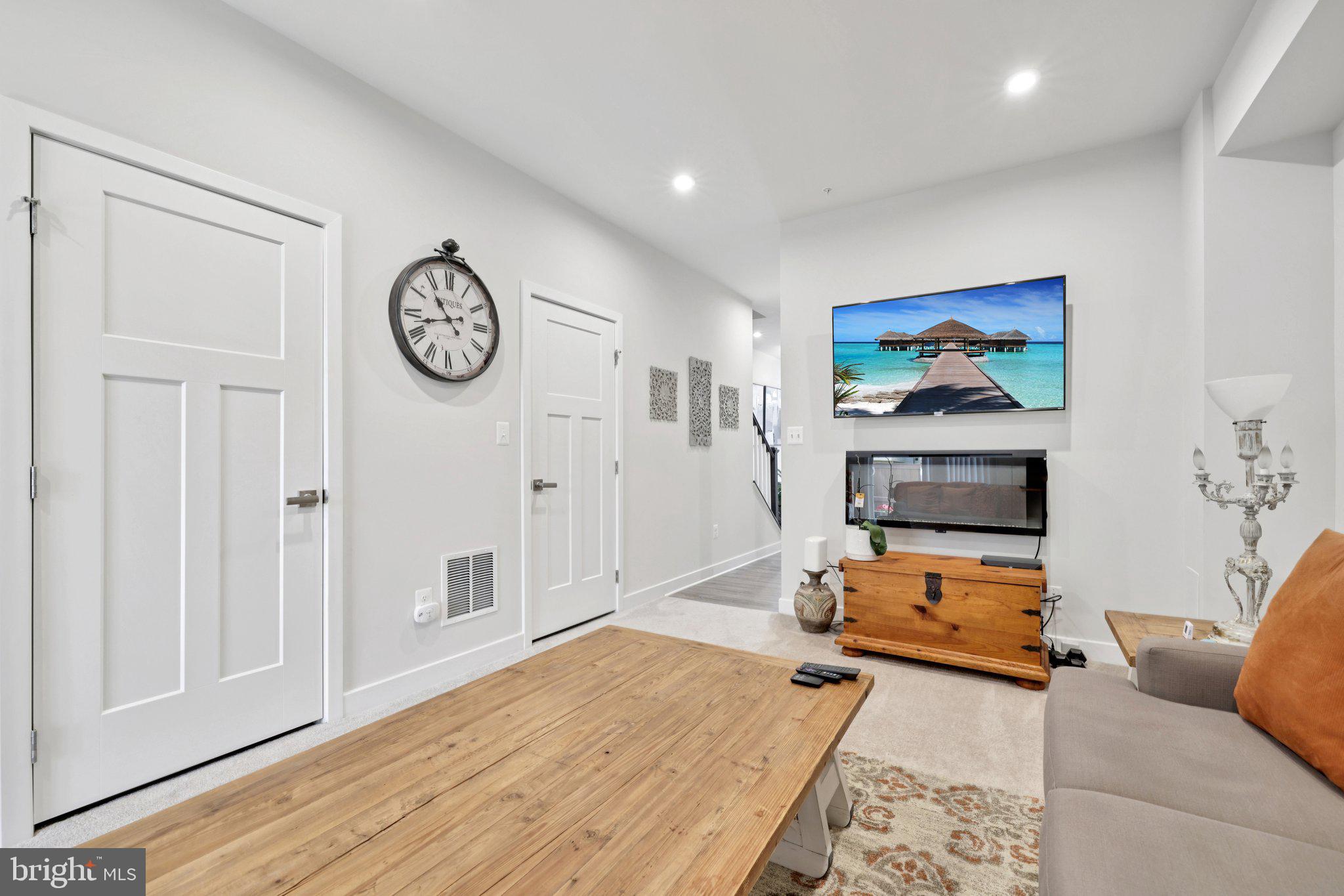 CEDAR HILL - Residential