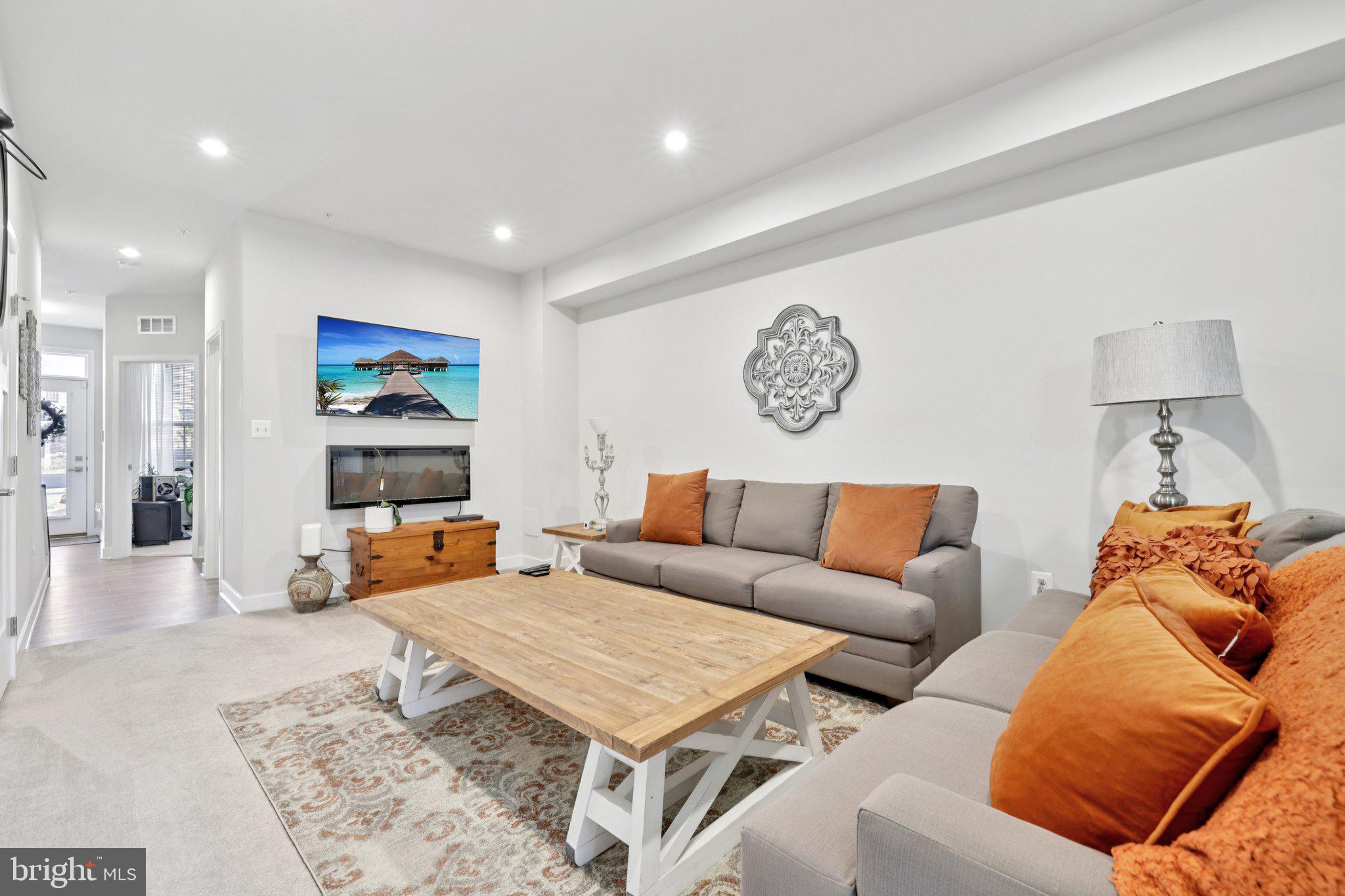 CEDAR HILL - Residential