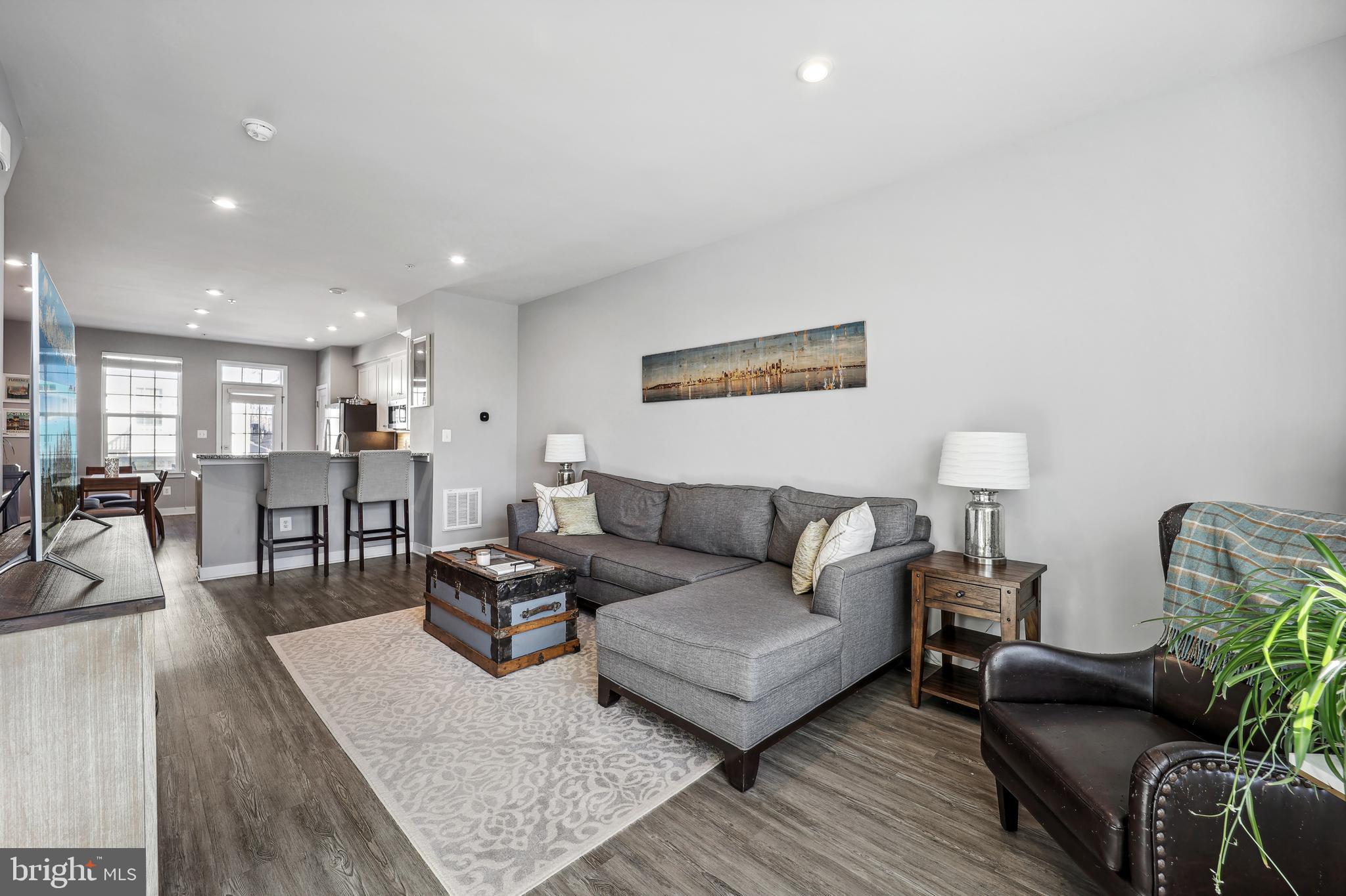 AVONDALE - Residential