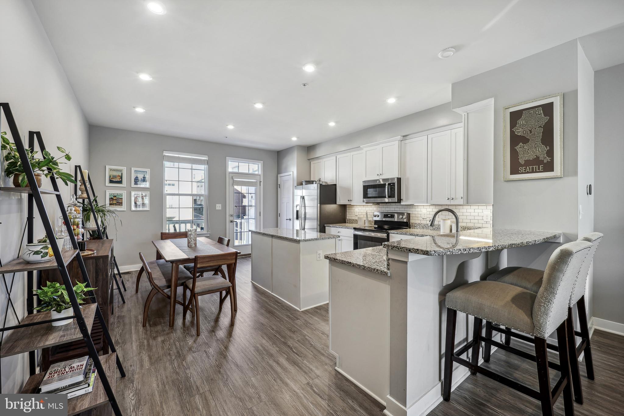 AVONDALE - Residential