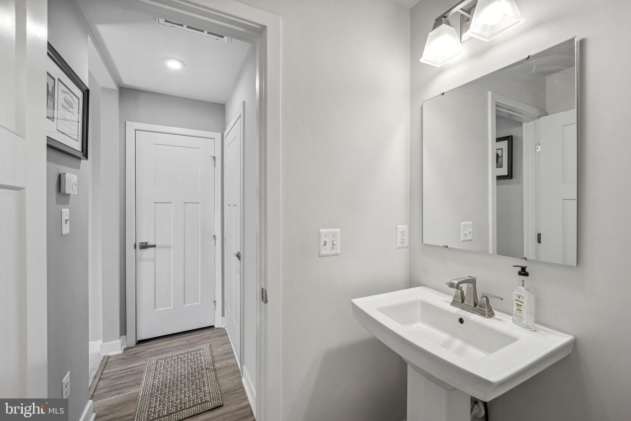 AVONDALE - Residential