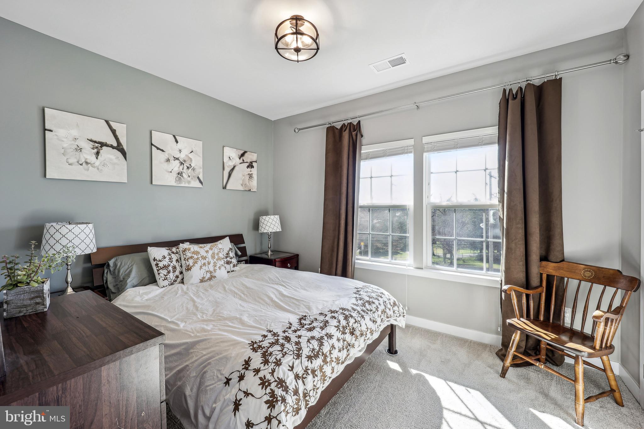 AVONDALE - Residential