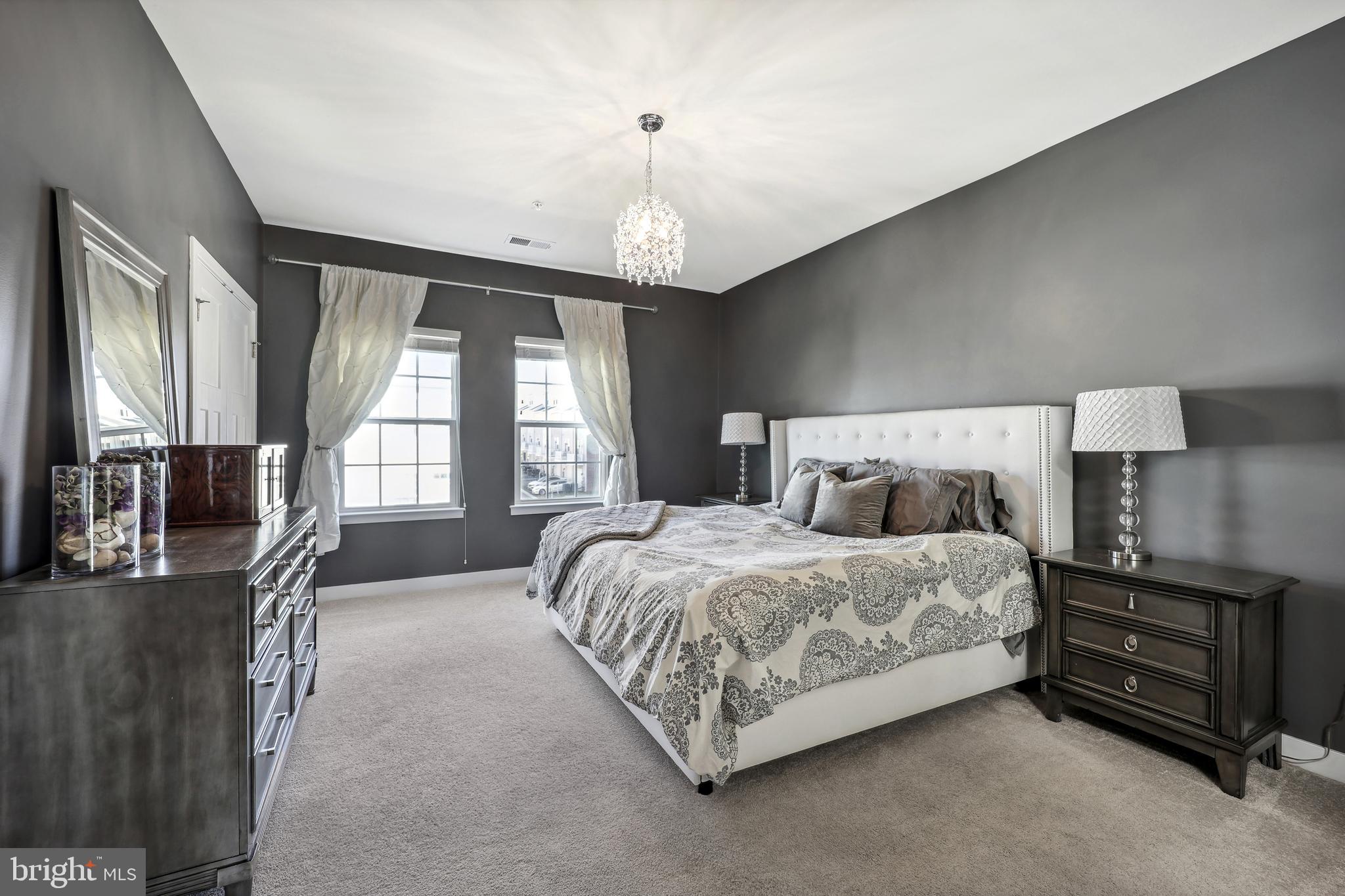 AVONDALE - Residential