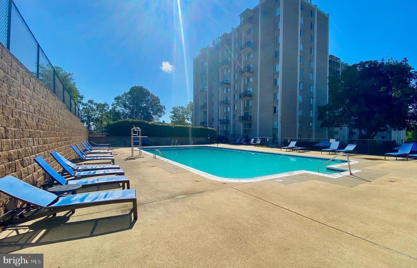 AVONDALE - Residential