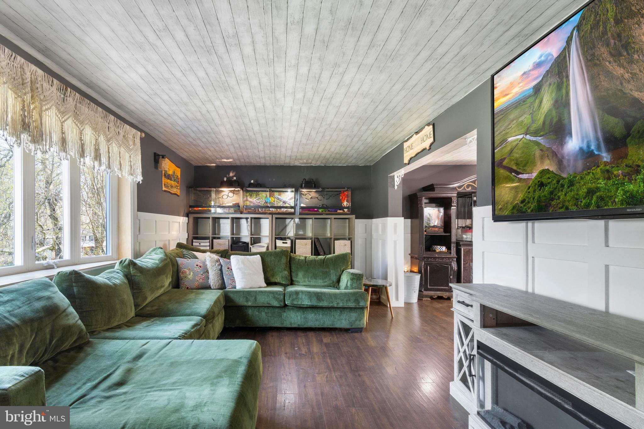 RIDGEVIEW ESTATES - Residential